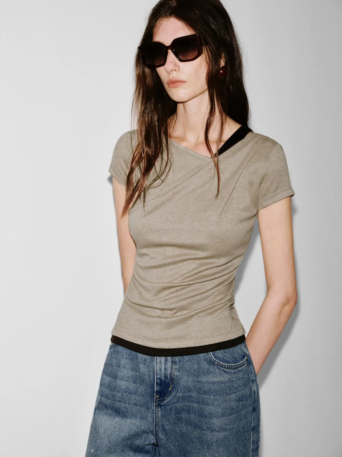 2 In 1 Contrast Asymmetric Ruched T-Shirts - Image 2