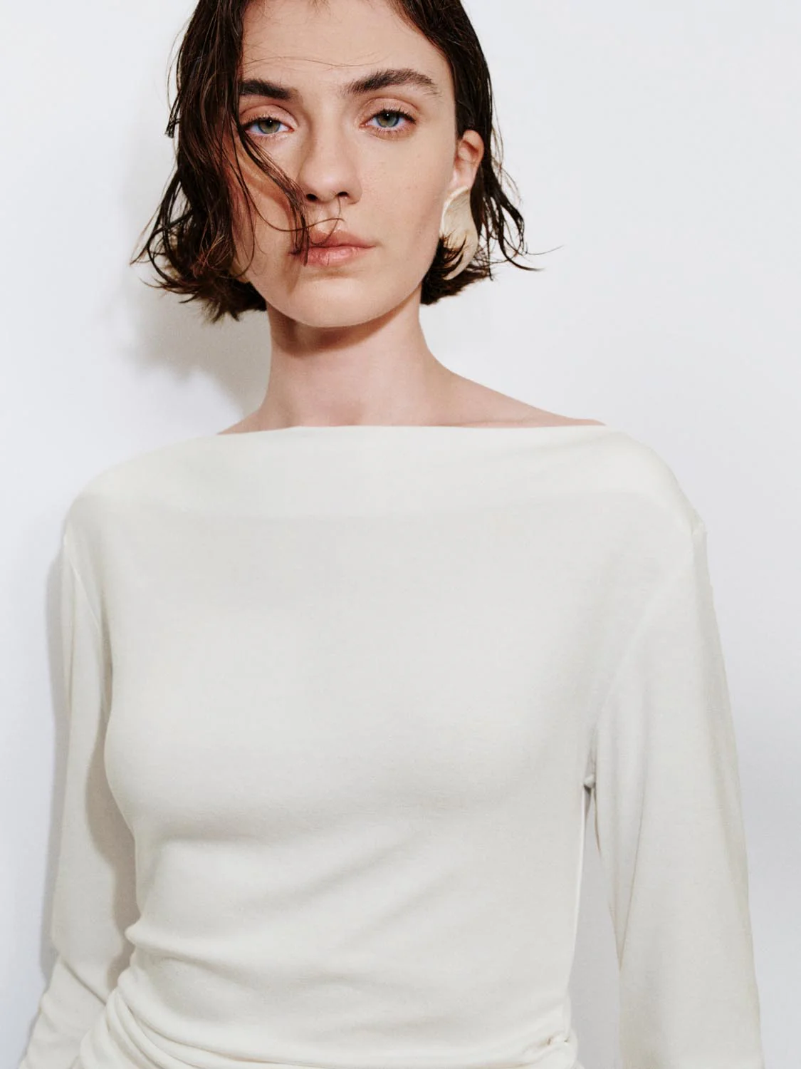 Asymmetric One Shoulder Ruched Long Sleeve T-Shirts - Image 3