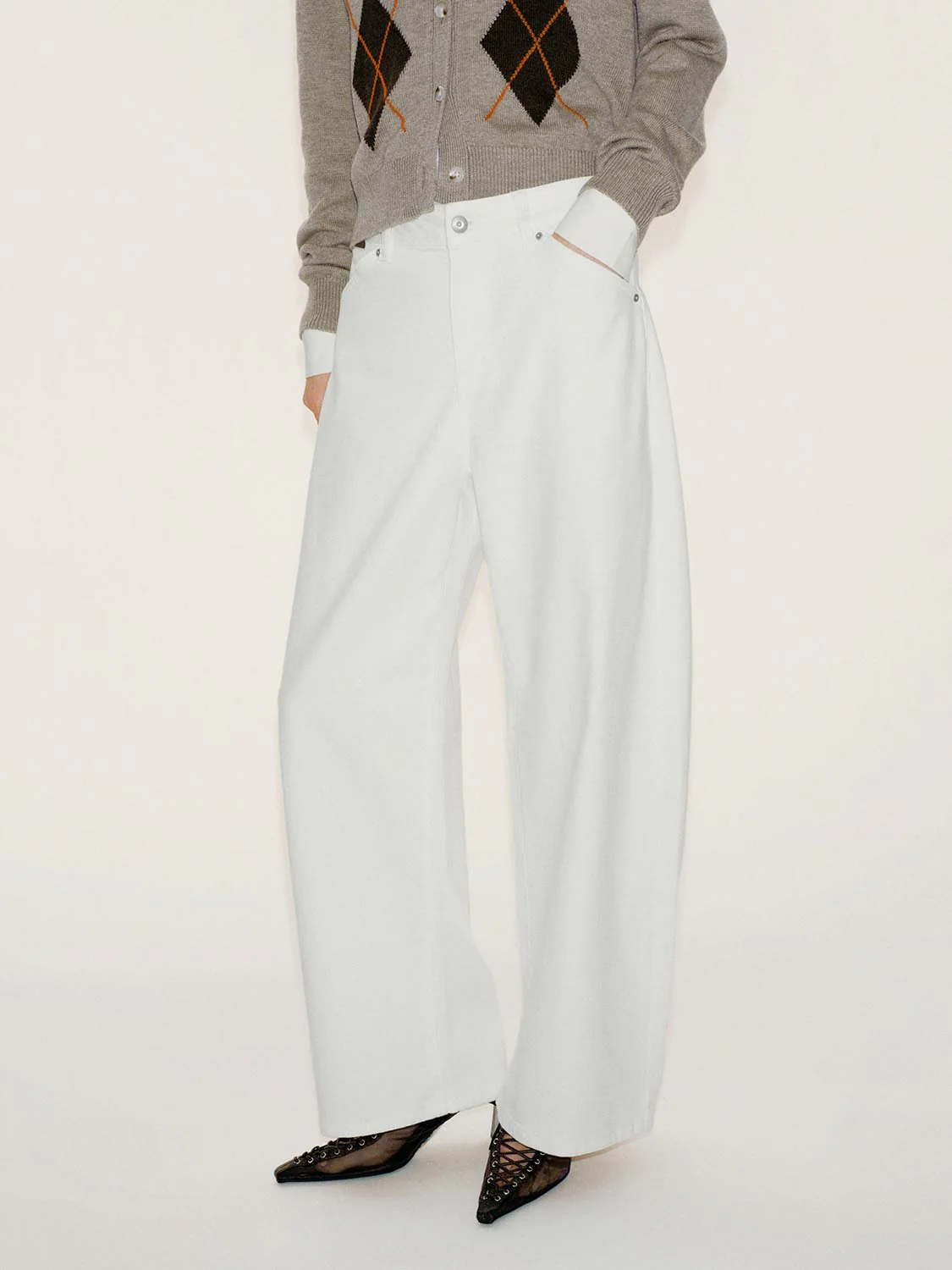 Barrel Leg Jeans - Image 3