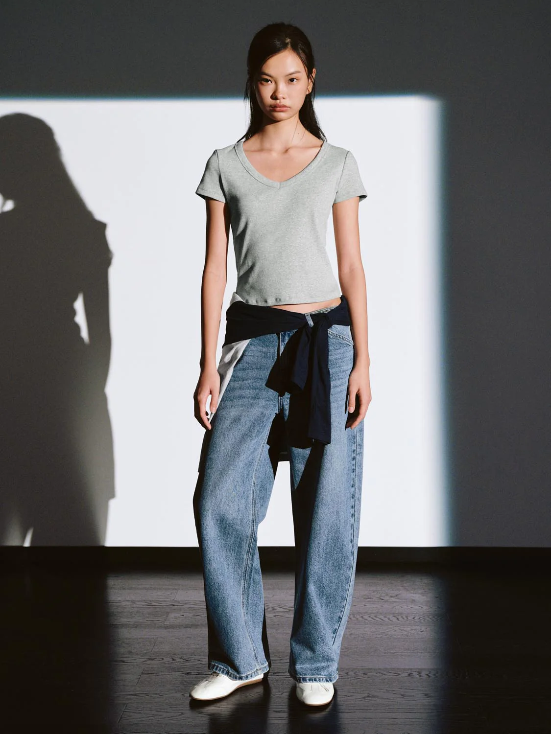 Barrel Leg Jeans - Image 7