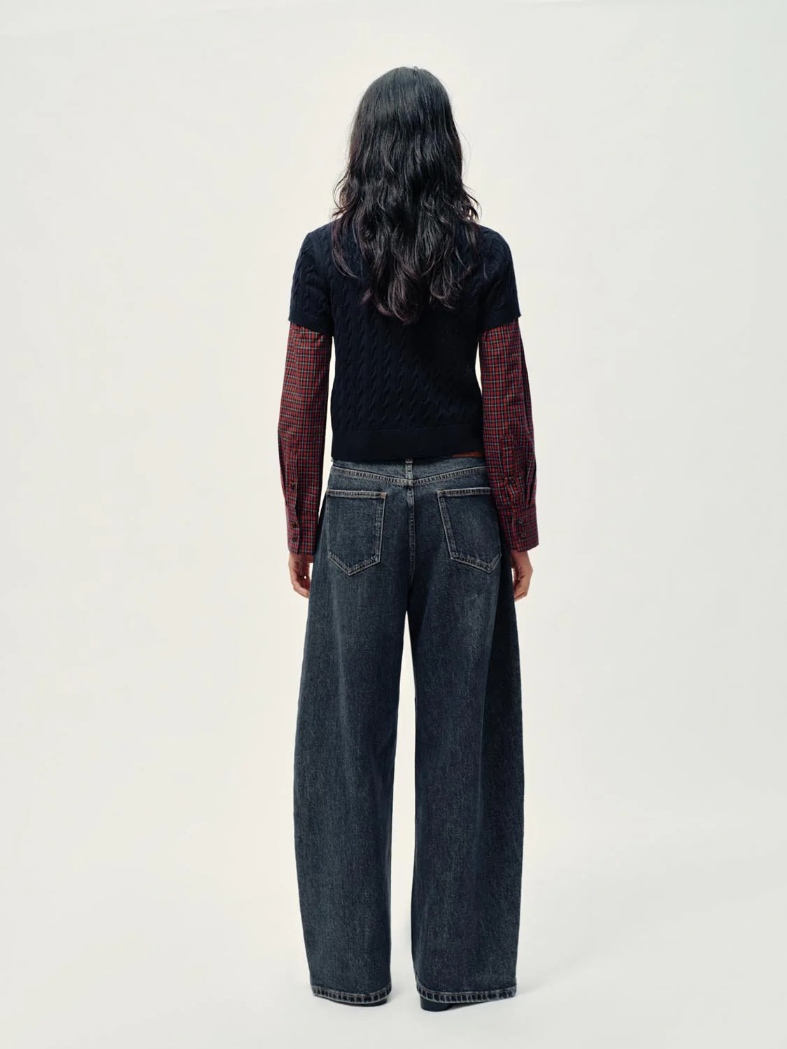 Barrel Leg Jeans - Image 6
