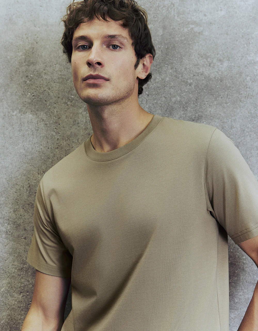 Basic Crew Neck T-Shirt - Image 27