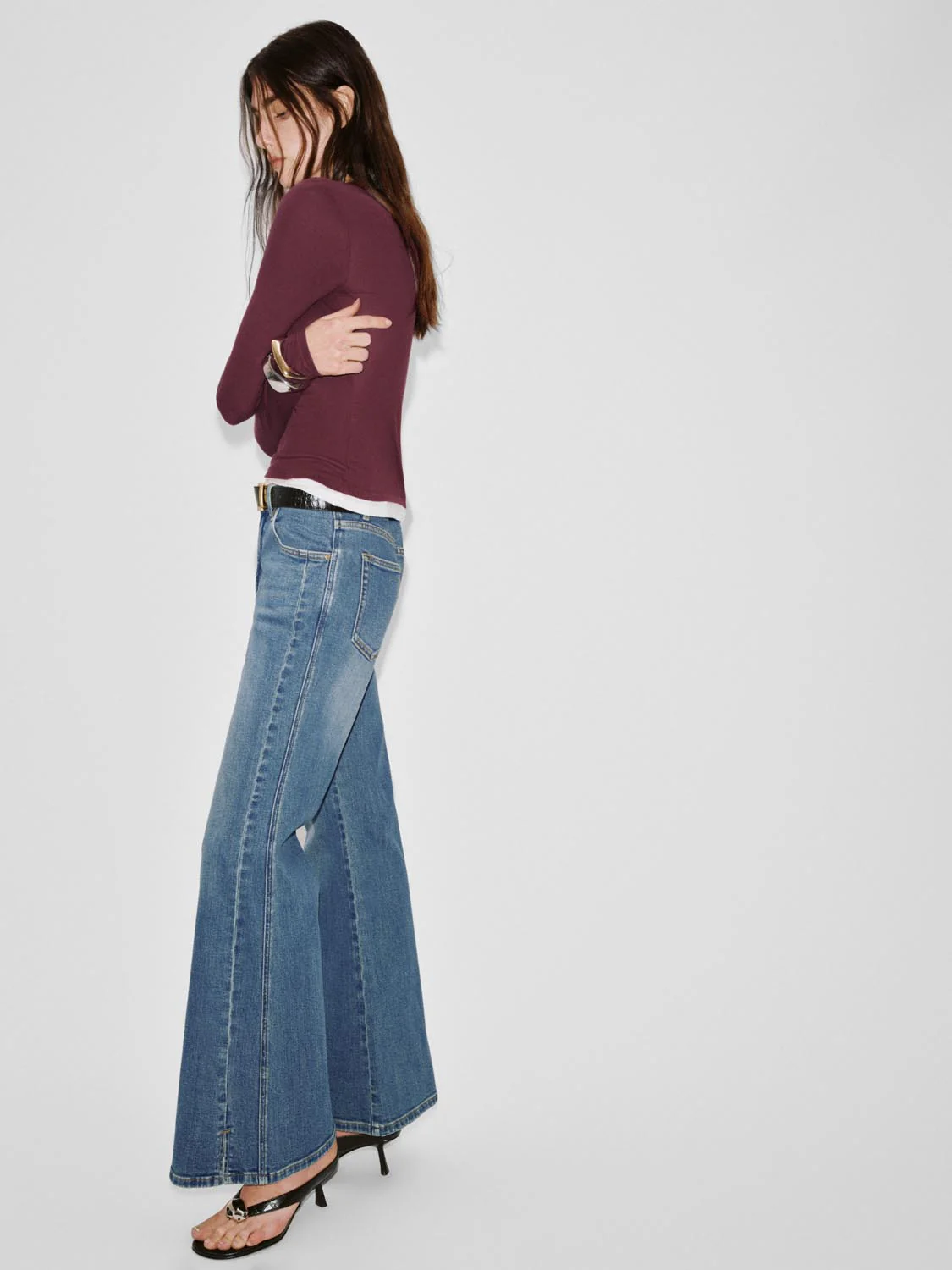 Belted Flare Leg Jeans - Image 5