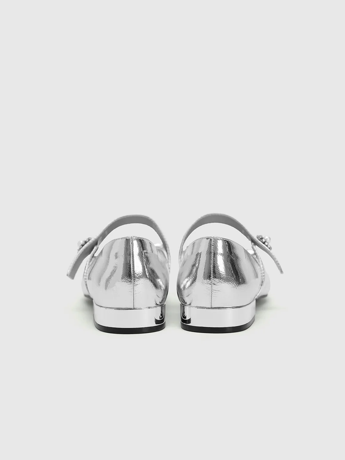 Bow Decor Low-Cut Uppers Pumps - Image 3