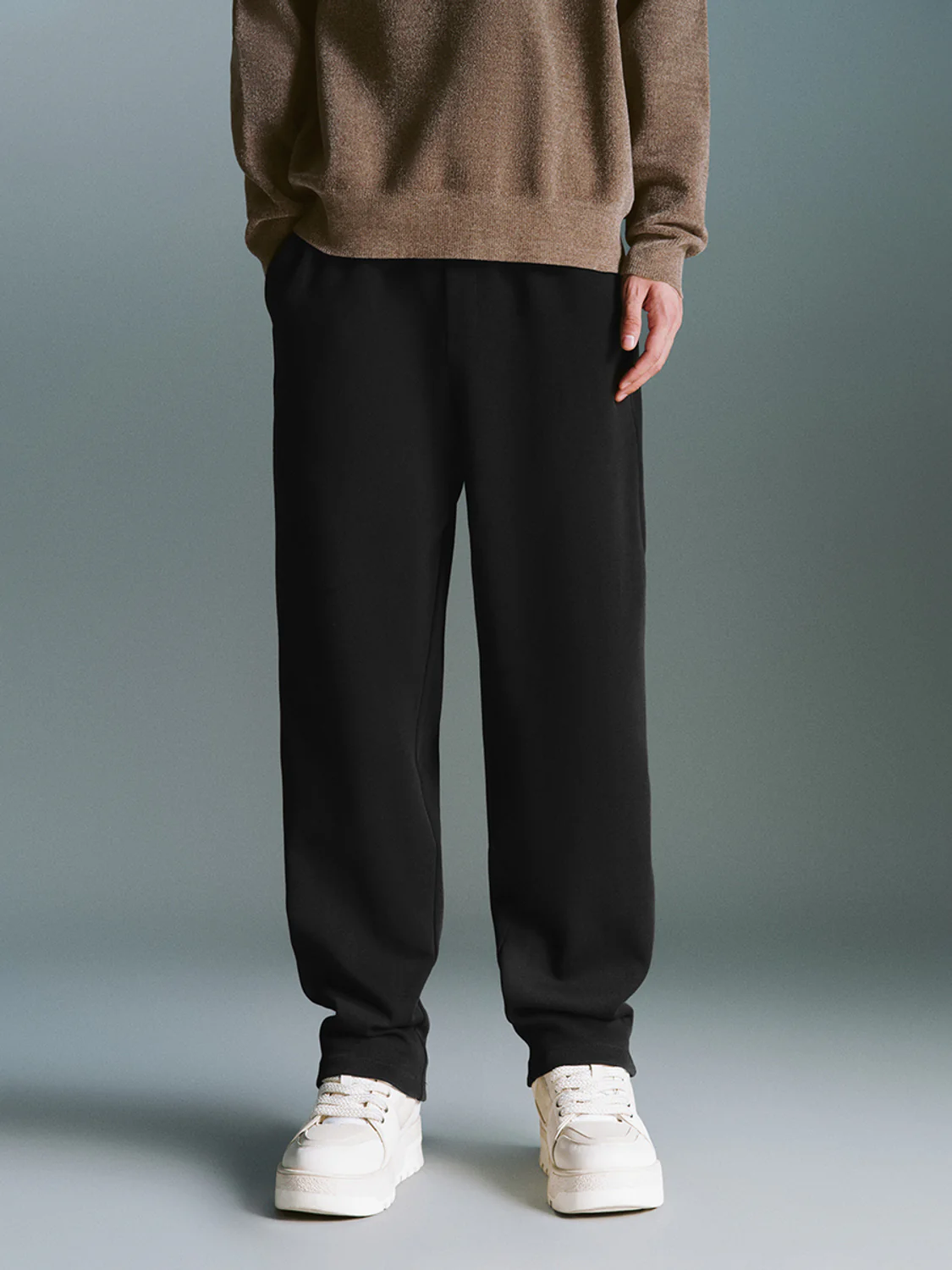Carrot Fit Pants - Image 12