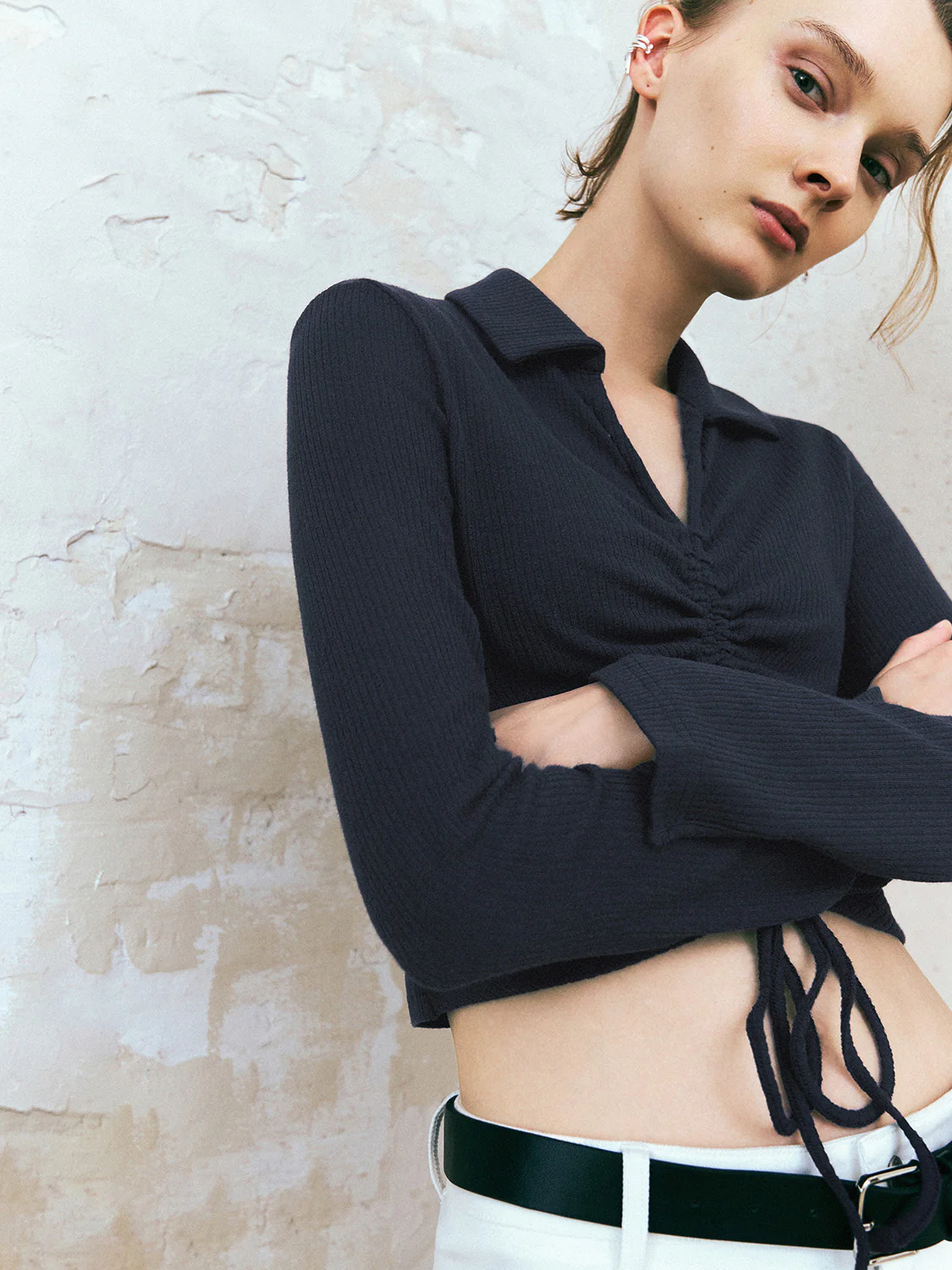 Collared Neck Skinny T-Shirt - Image 11