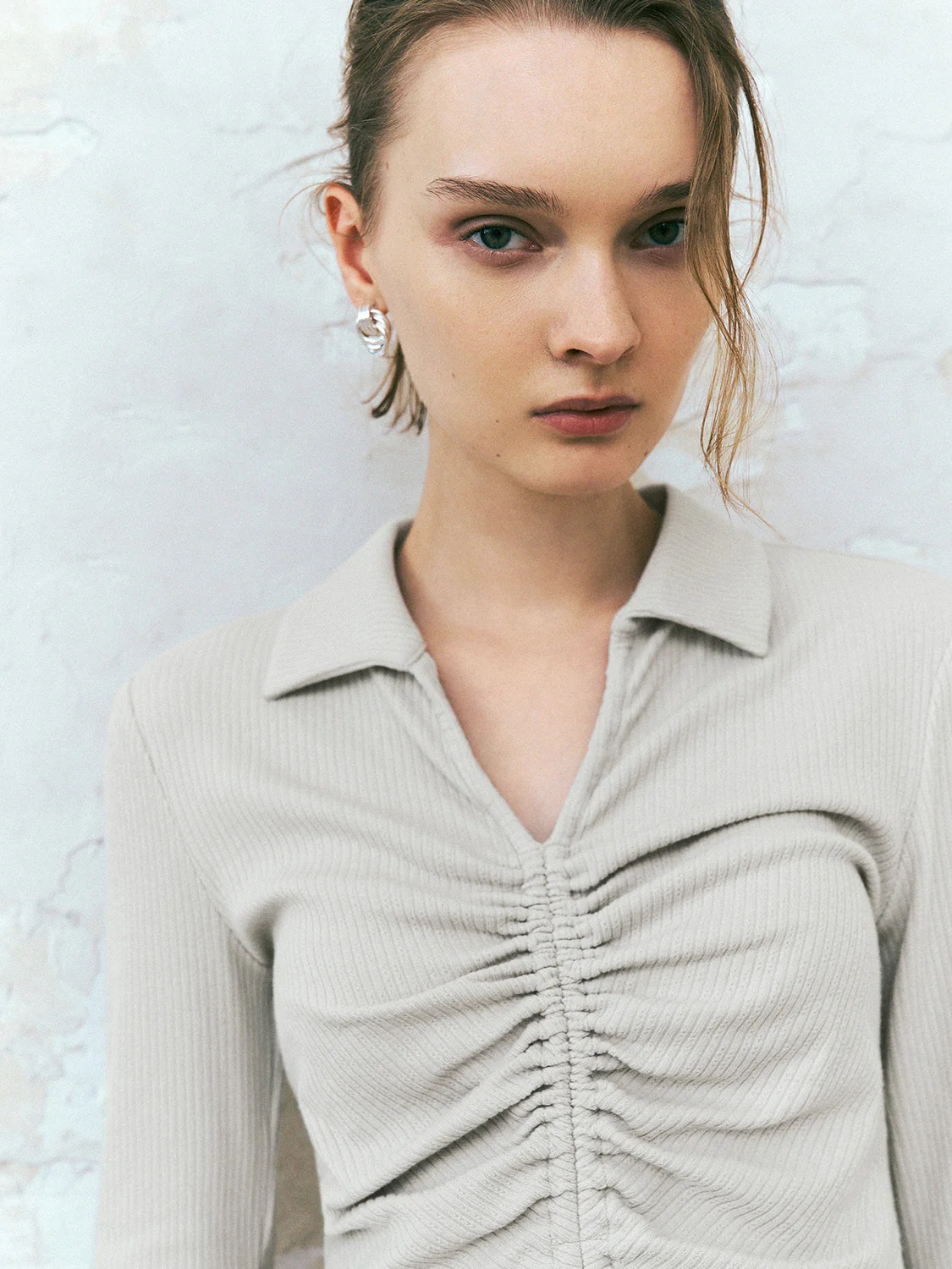 Collared Neck Skinny T-Shirt - Image 5