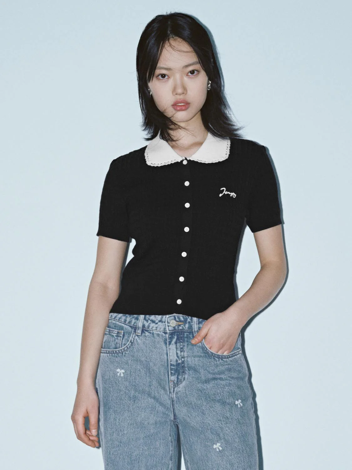 Collared Short Sleeve Knitted Cardigans - Image 4