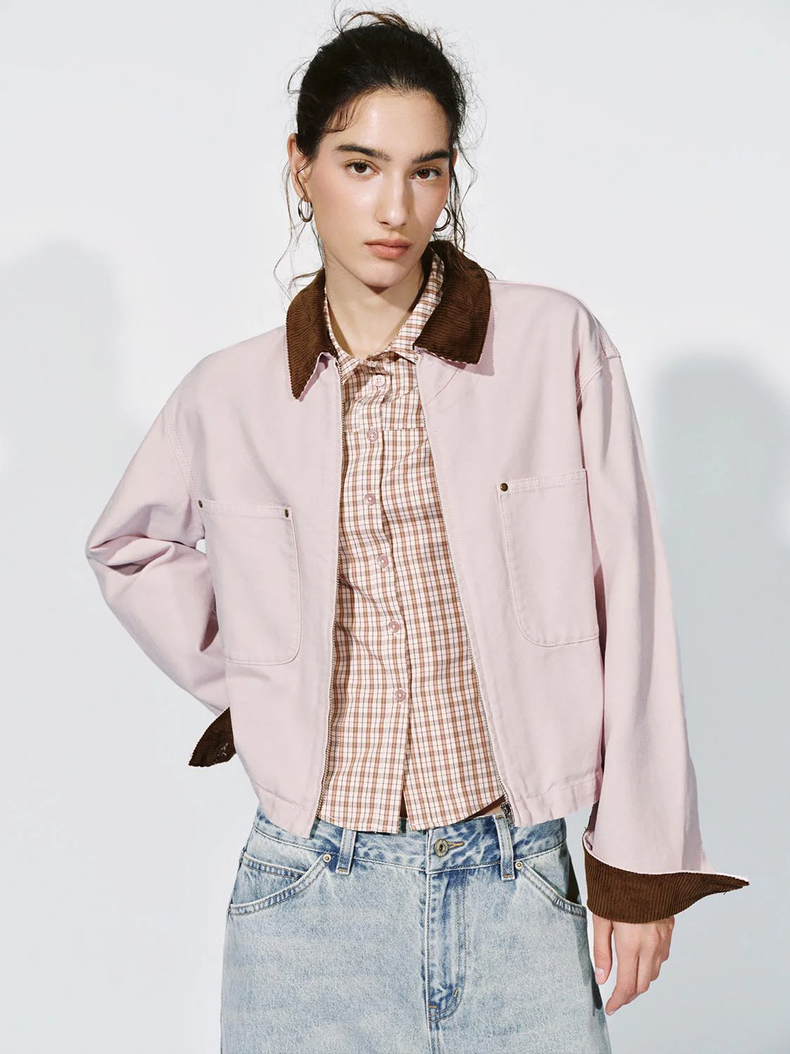 Contrast Collar Patch Pocket Denim Jackets - Image 9