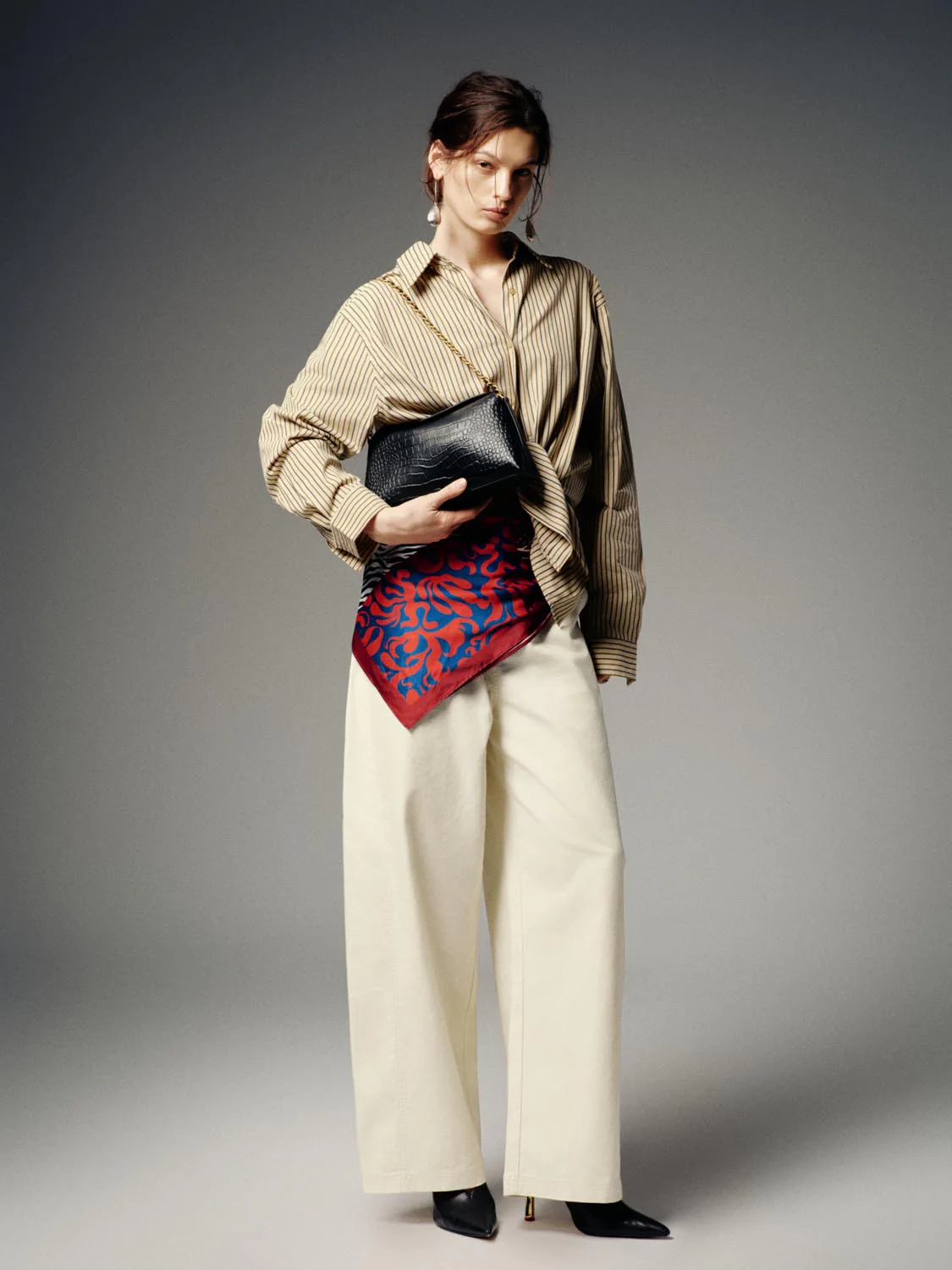 Contrast Scarf Detail Tapered Pants - Image 5