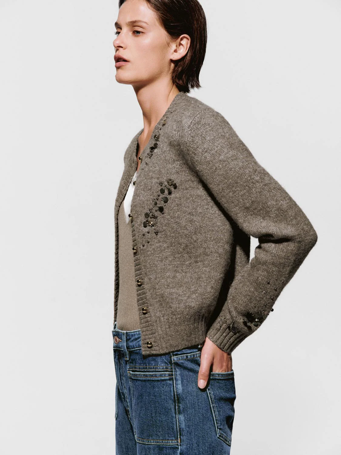 Crew Neck Beaded Knitted Cardigans - Image 18
