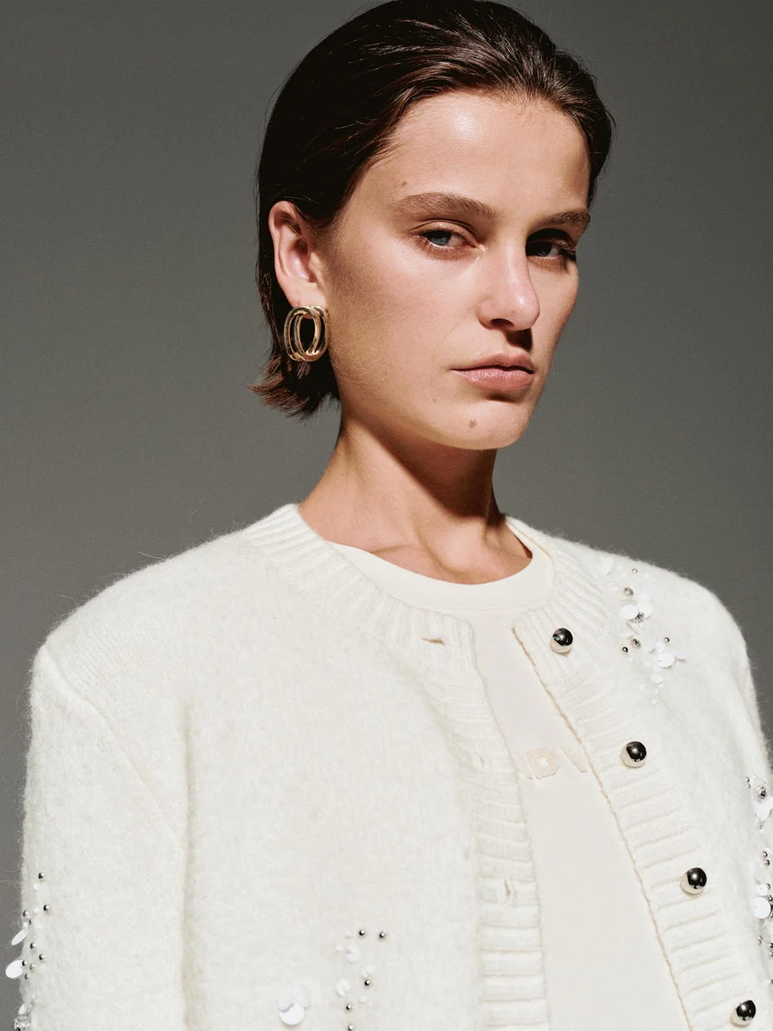 Crew Neck Beaded Knitted Cardigans - Image 3