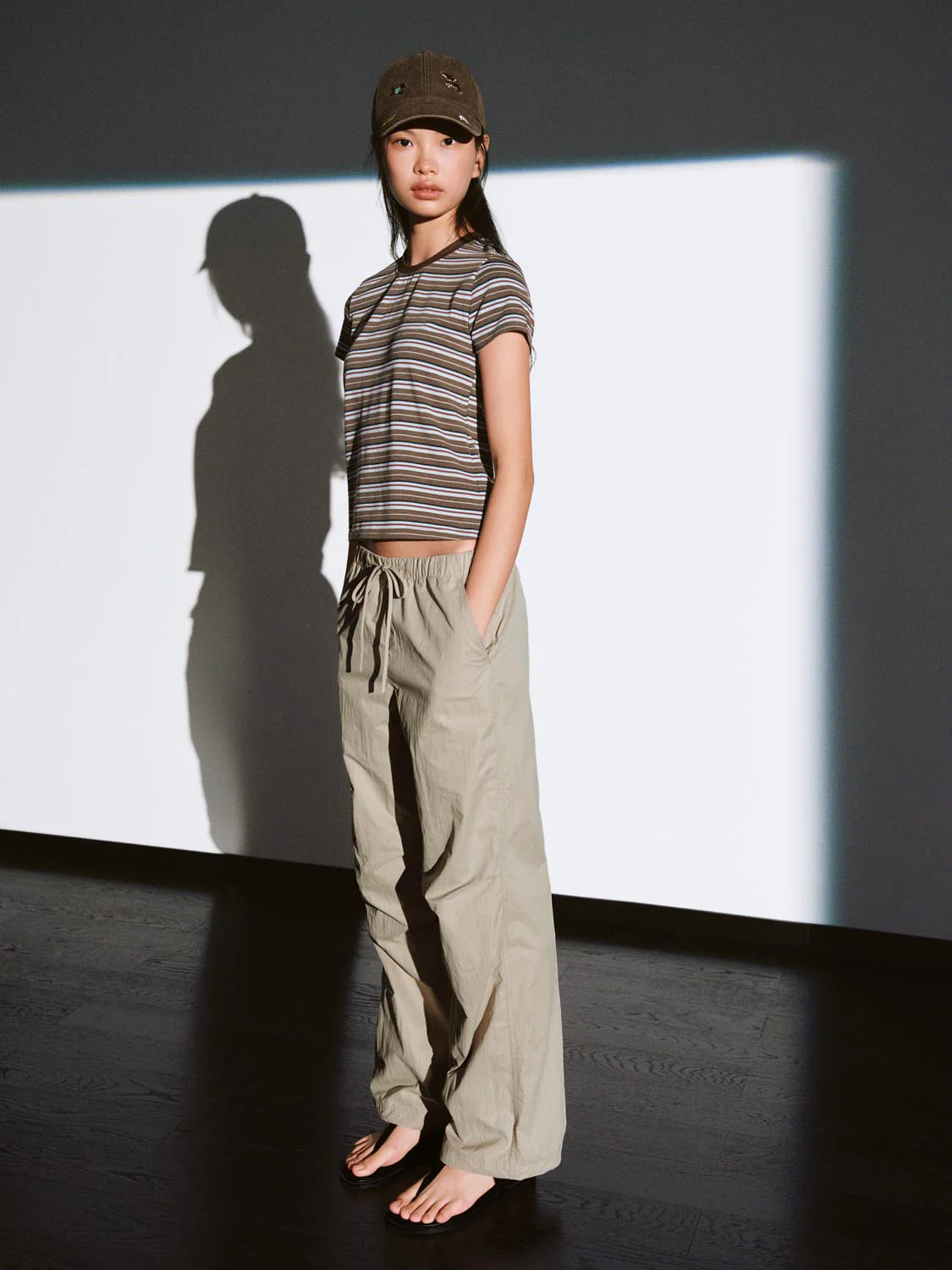 Crew Neck Contrast Striped T-Shirts - Image 13