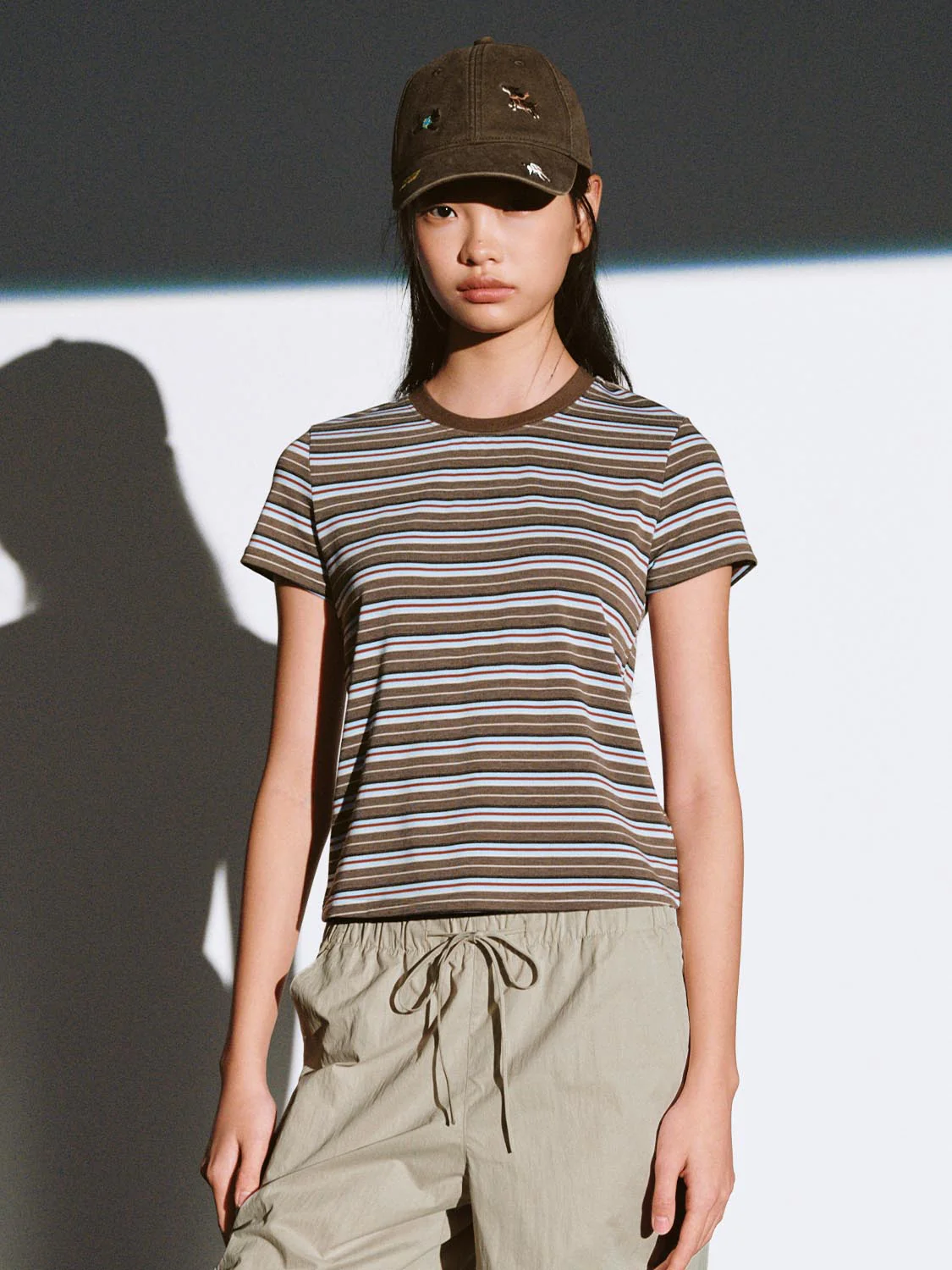 Crew Neck Contrast Striped T-Shirts - Image 9