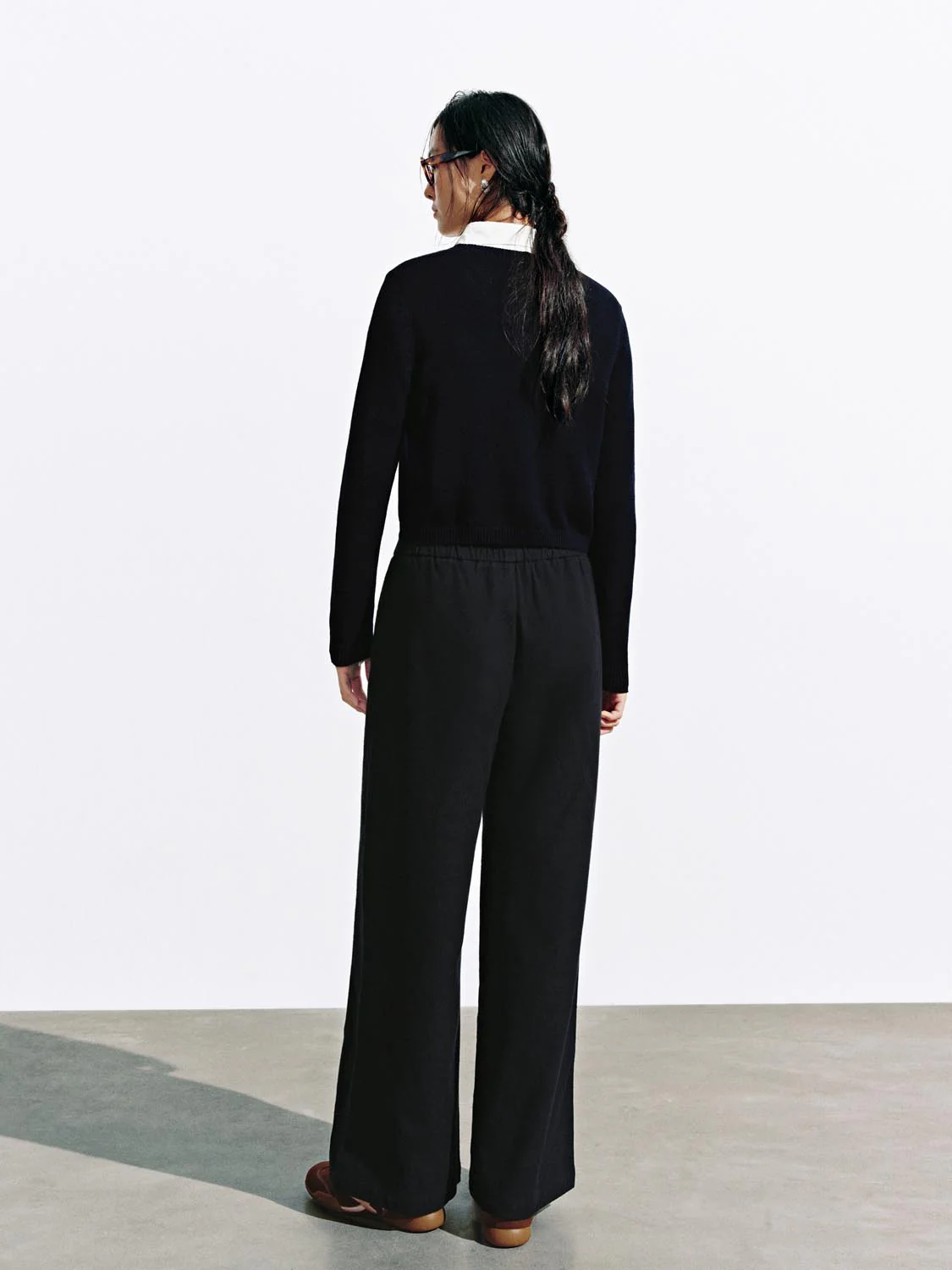 Crew Neck Embroidered Knitted Cardigans - Image 6