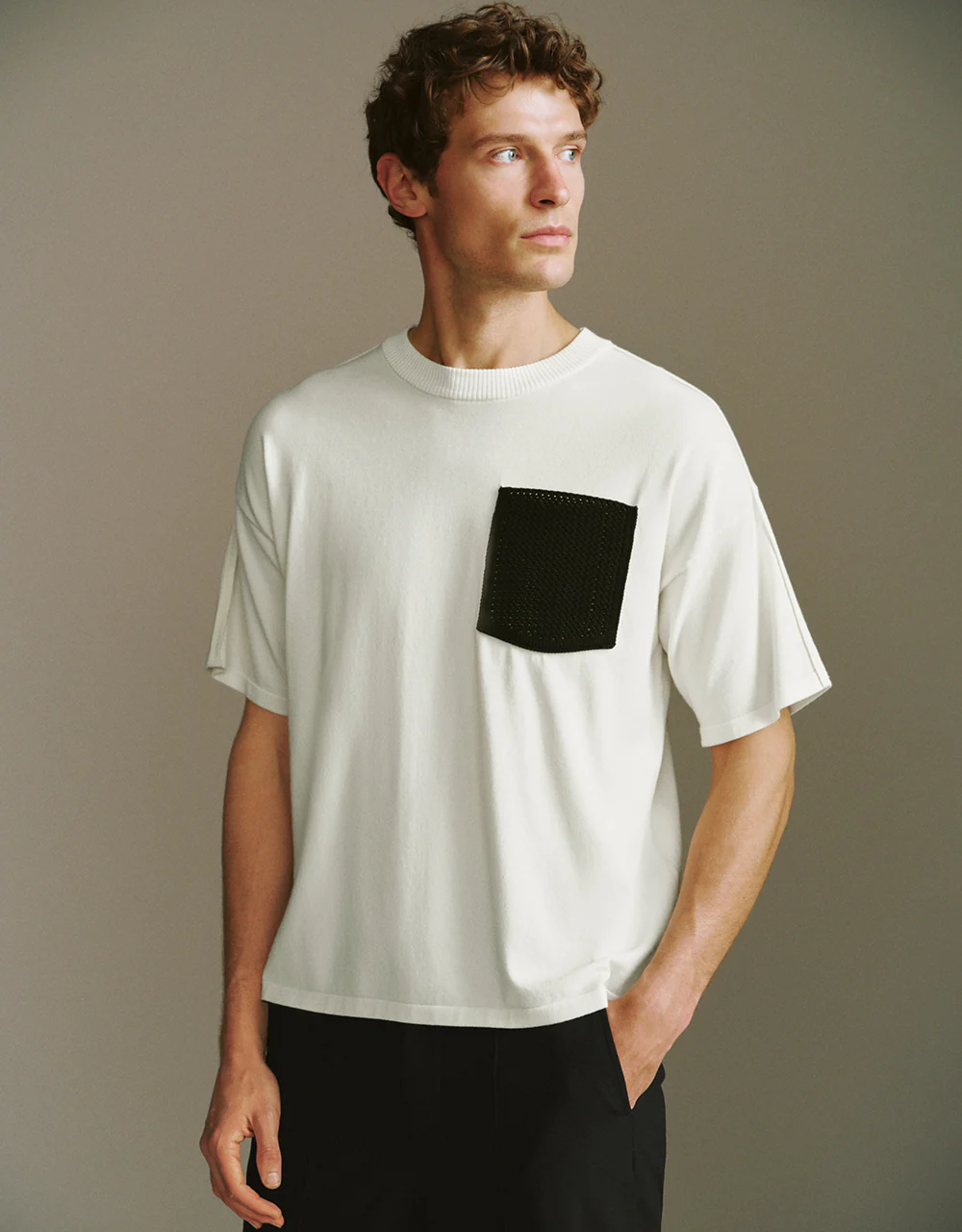 Crew Neck Knitted T-Shirt - Image 17