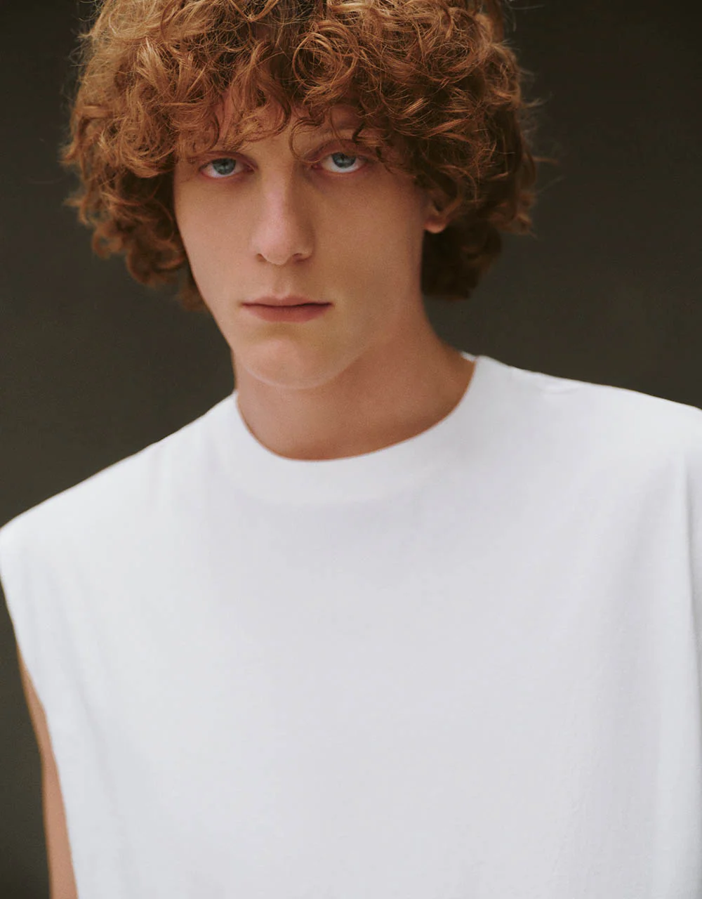 Crew Neck Loose Tank Top - Image 3