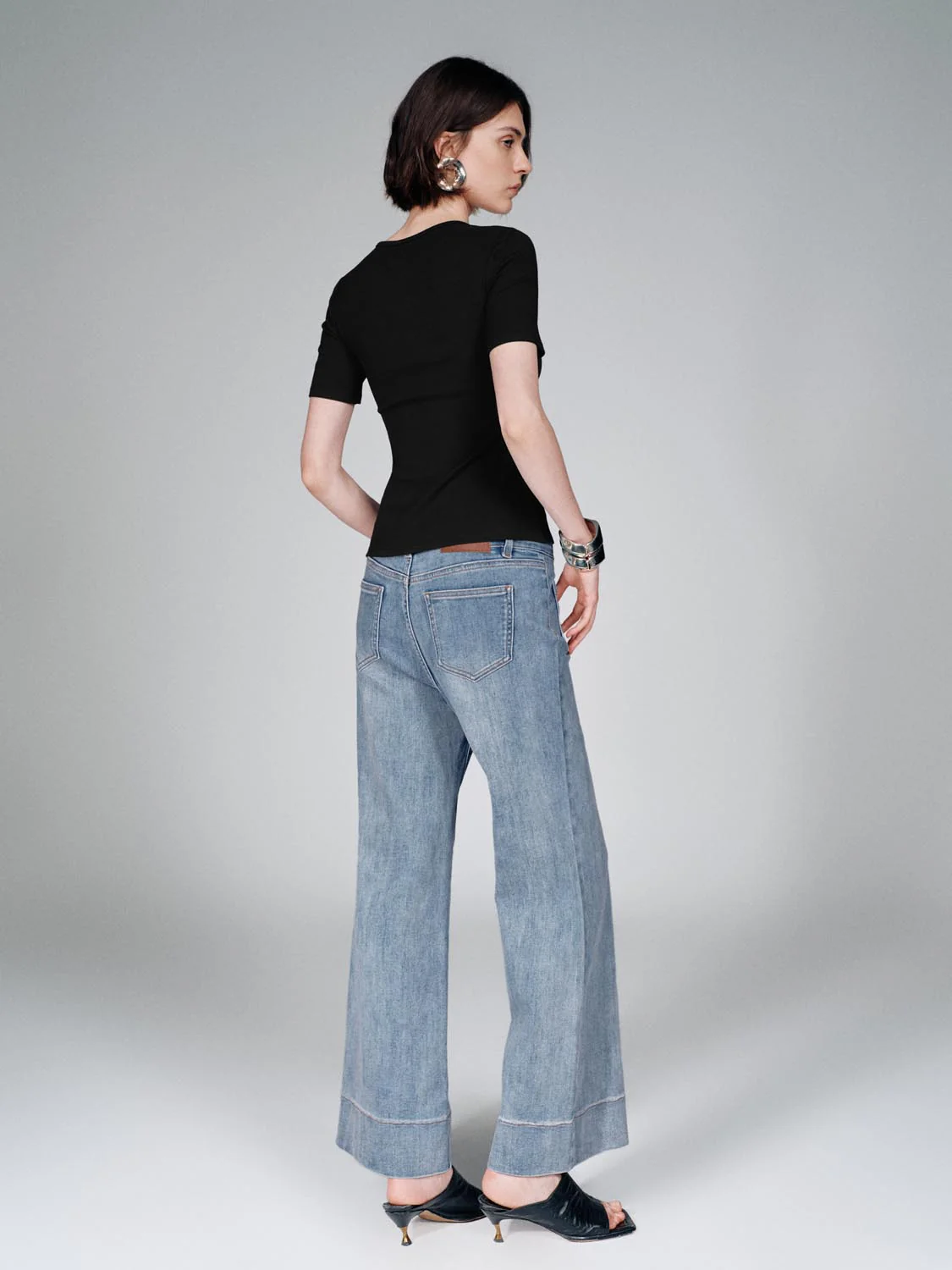 Crew Neck Skinny Fit T-Shirts - Image 6