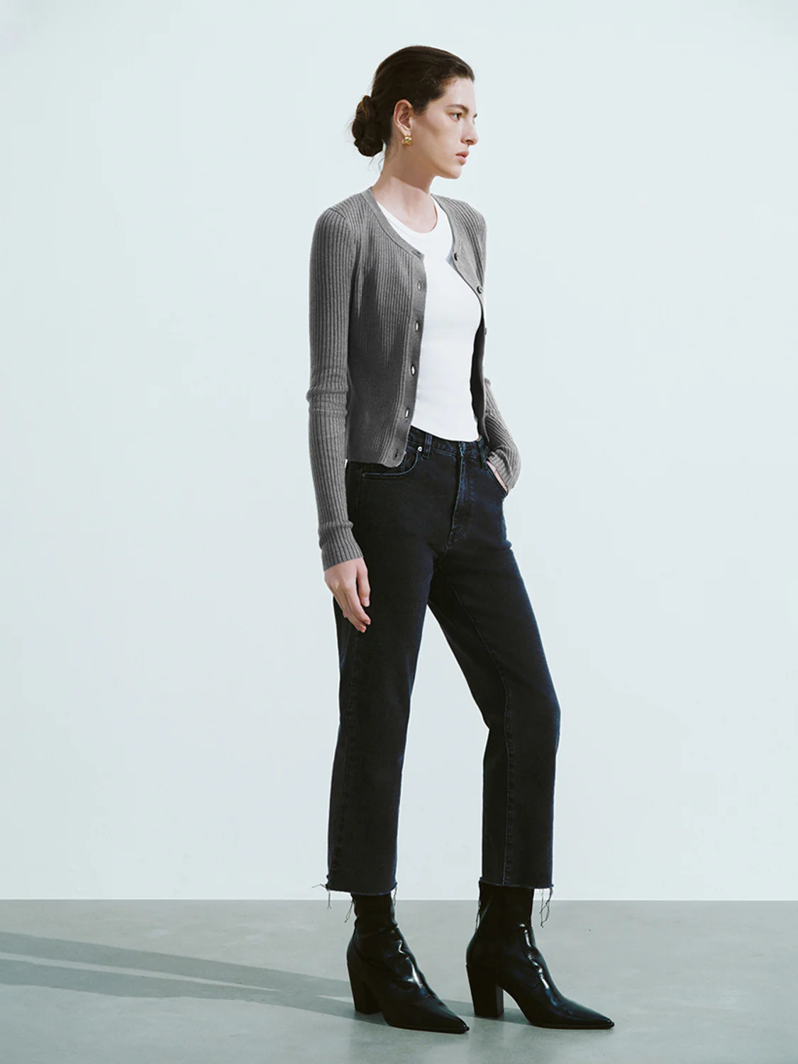 Crew Neck Skinny Knitted Cardigan - Image 16