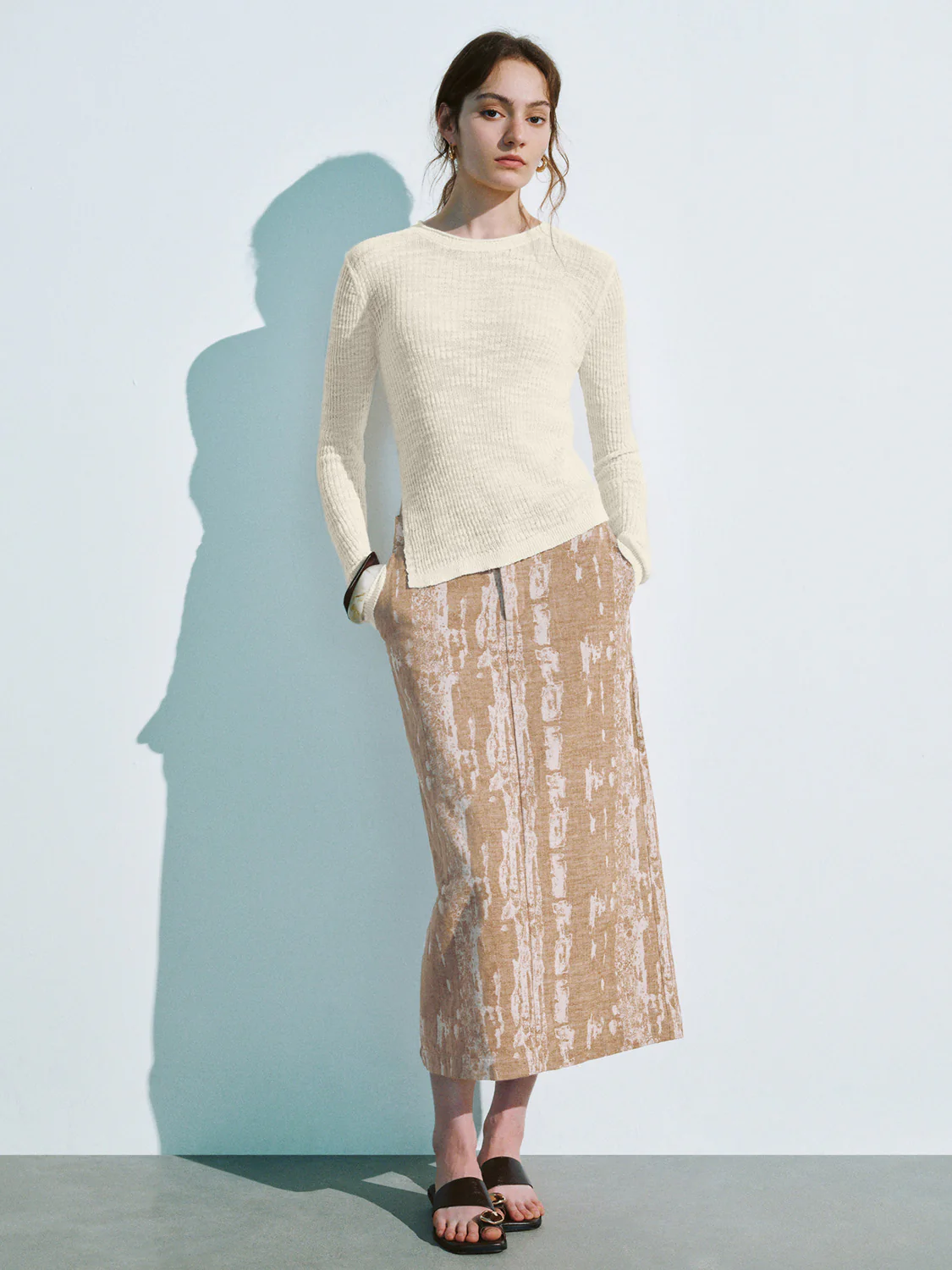 Crew Neck Skinny Knitted T-Shirt - Image 16