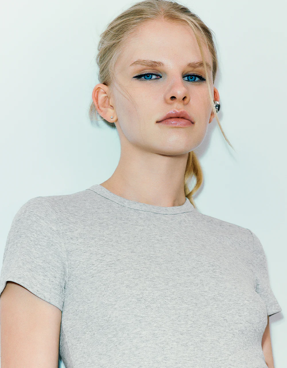 Crew Neck Skinny T-Shirt - Image 11