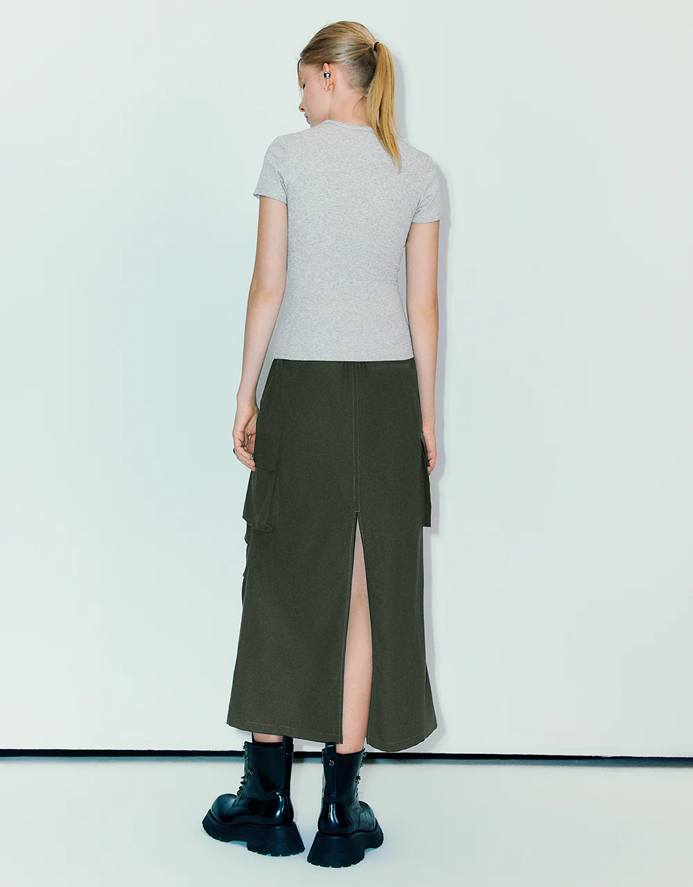 Crew Neck Skinny T-Shirt - Image 14