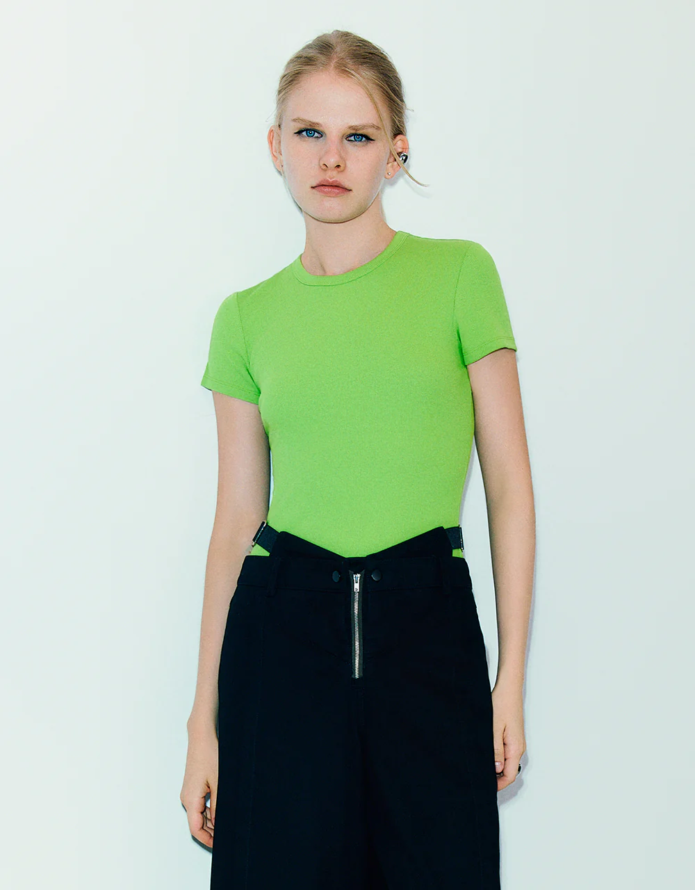 Crew Neck Skinny T-Shirt - Image 17