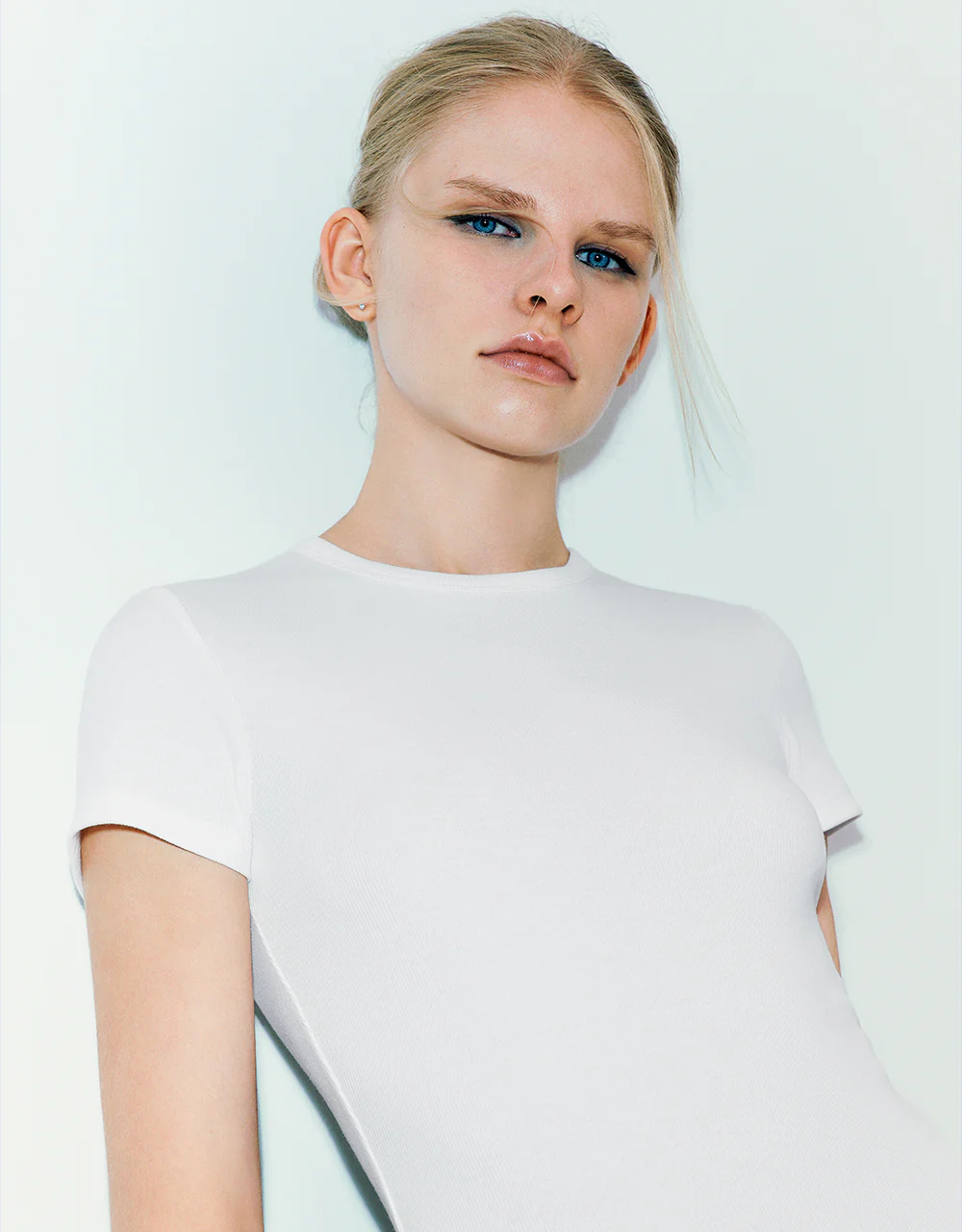 Crew Neck Skinny T-Shirt - Image 3