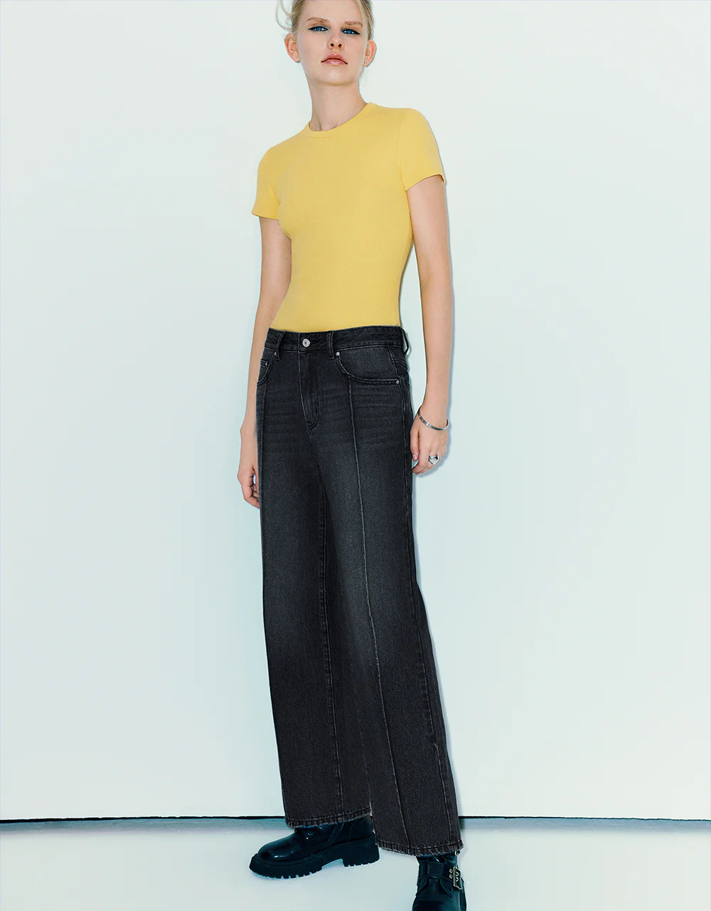 Crew Neck Skinny T-Shirt - Image 32