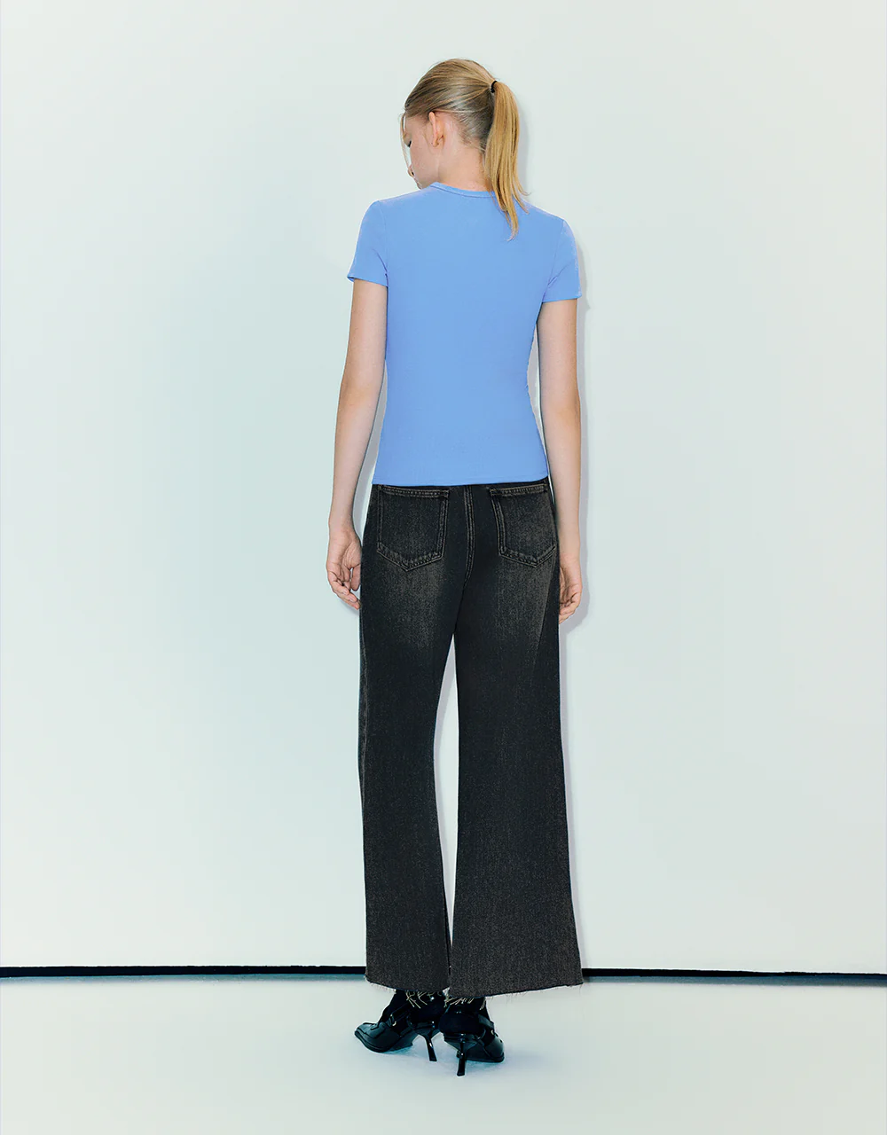 Crew Neck Skinny T-Shirt - Image 38