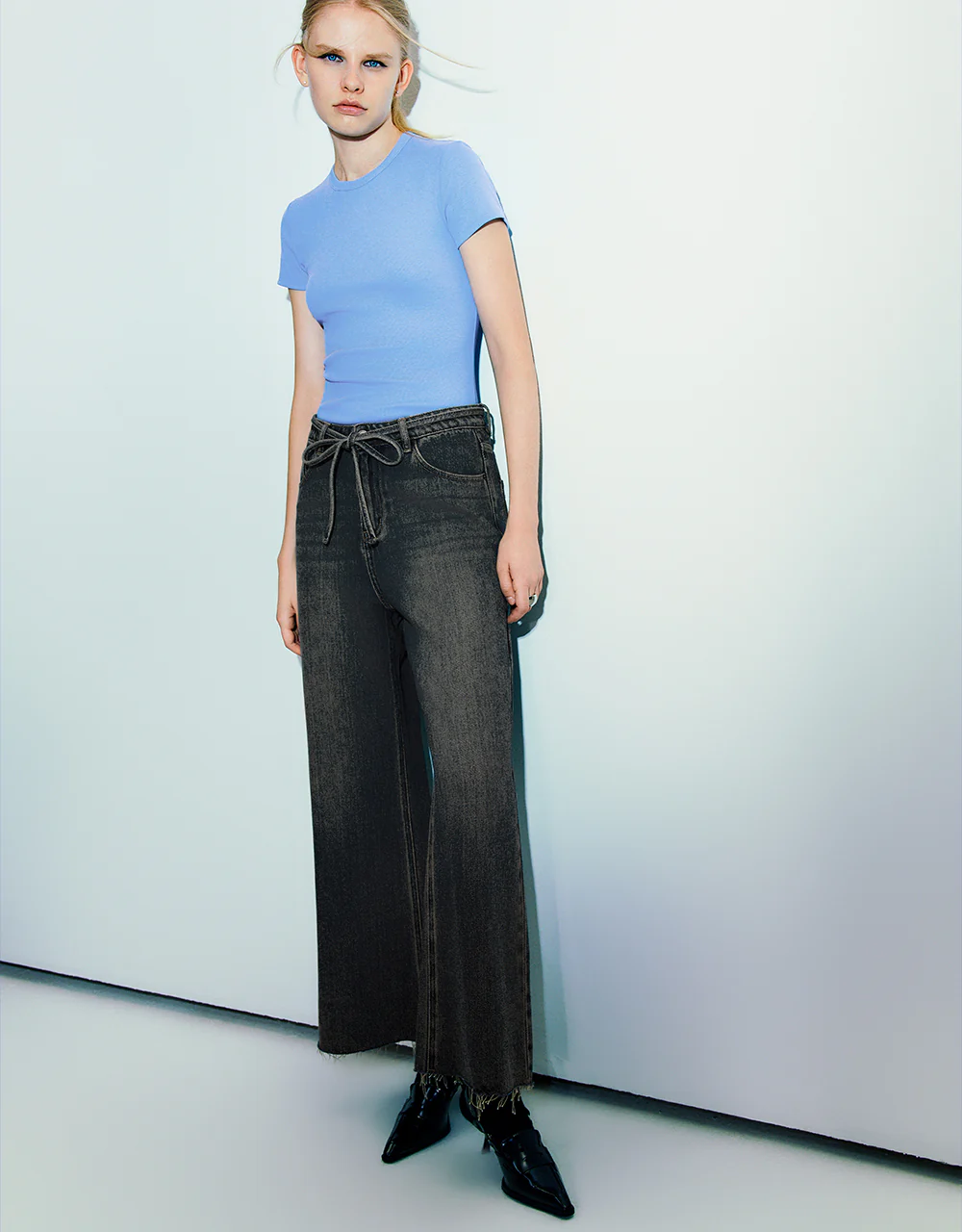 Crew Neck Skinny T-Shirt - Image 39