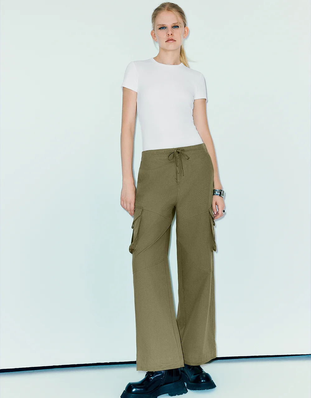 Crew Neck Skinny T-Shirt - Image 7