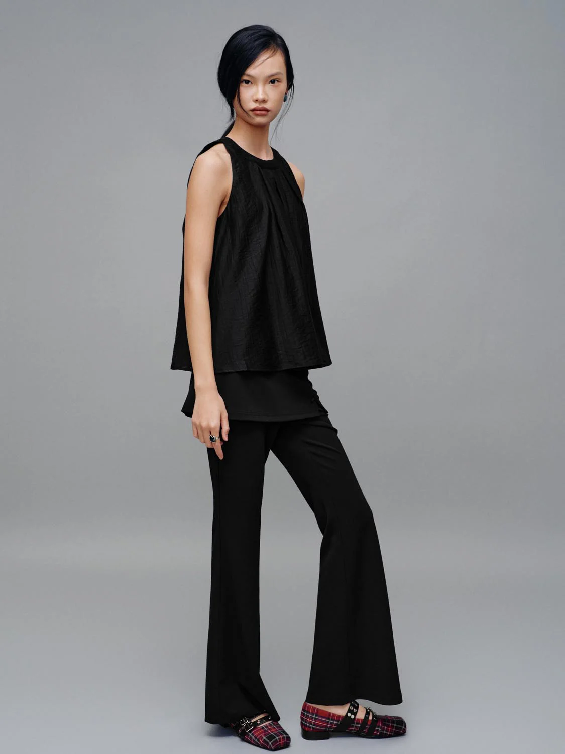 Crew Neck Sleeveless Overhead Shirts - Image 12