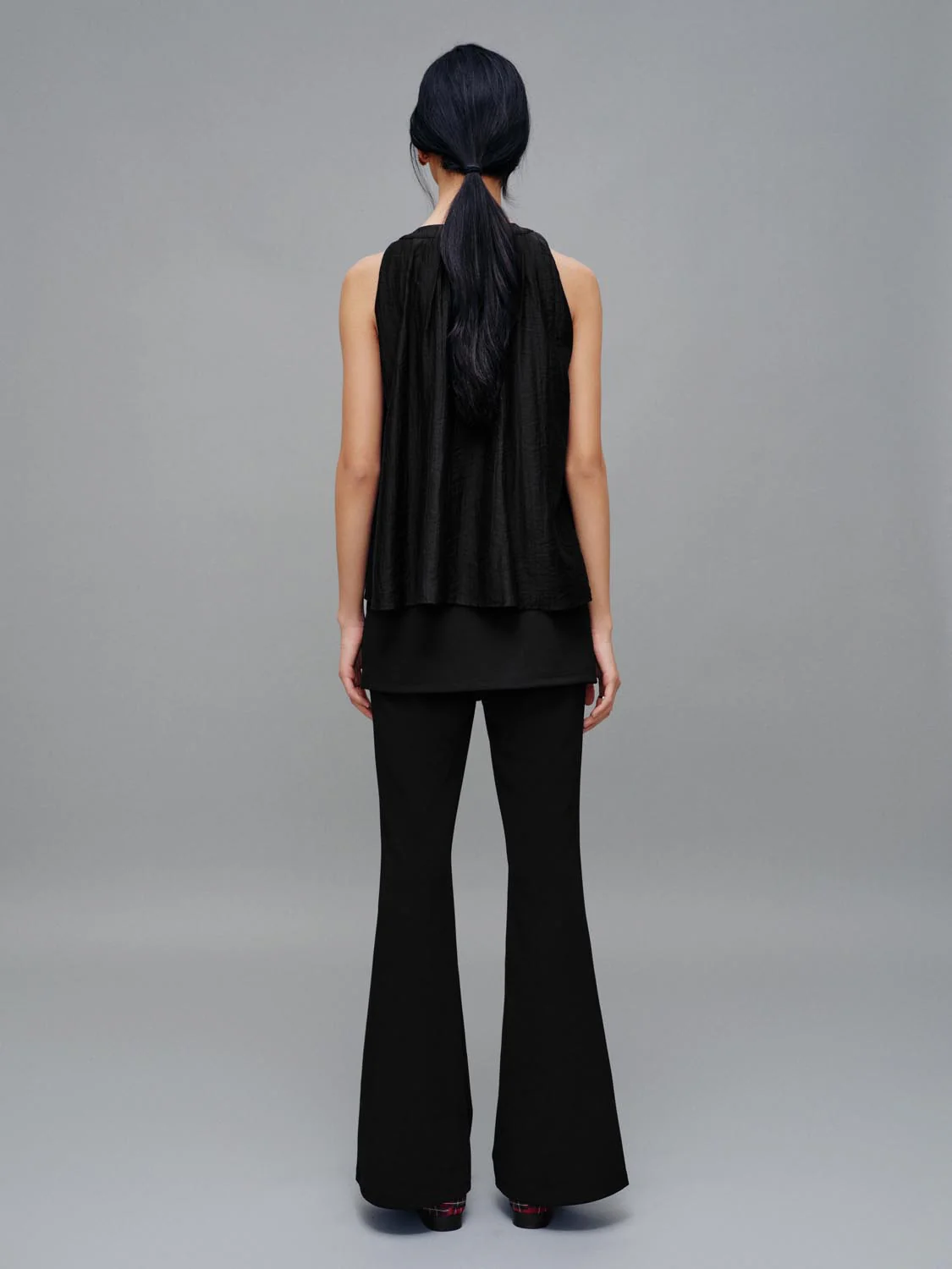 Crew Neck Sleeveless Overhead Shirts - Image 13