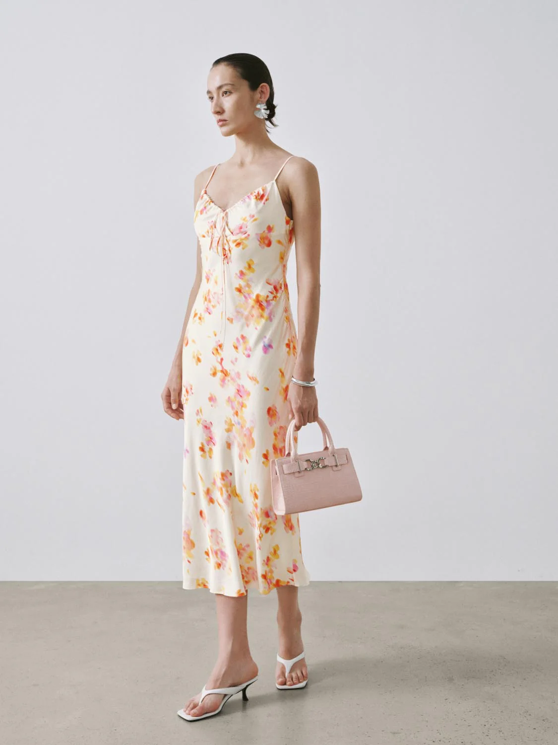 Crocodile-Embossed Handle Shoulder Bags - Image 8