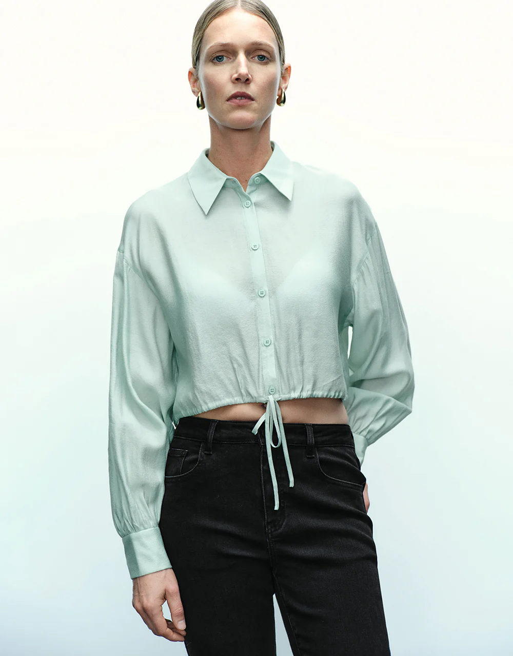 Cropped Loose Shirt - Image 24