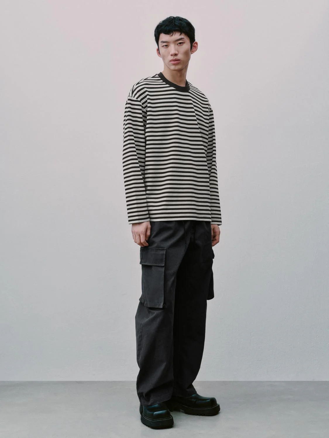 Drawstring Pull On Flap Pocket Cargo Pants - Image 4
