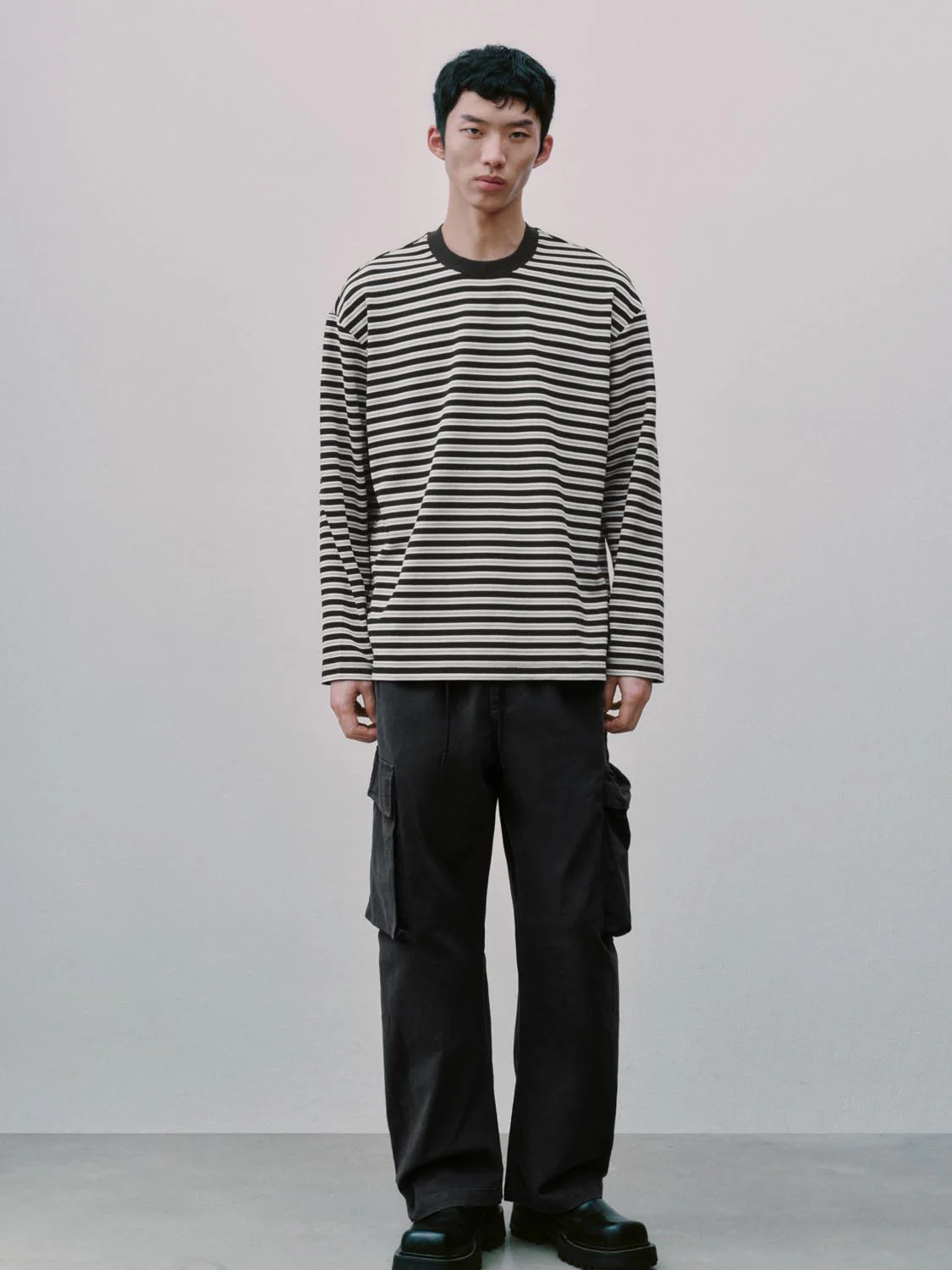 Drawstring Pull On Flap Pocket Cargo Pants - Image 5