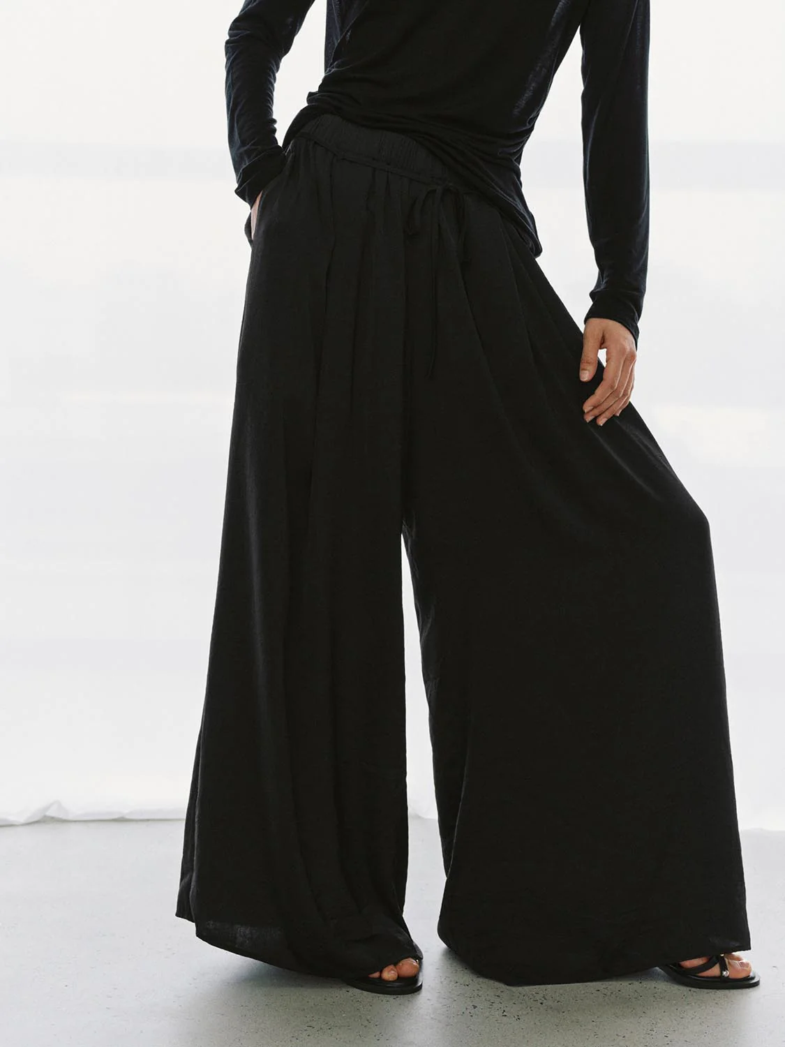Drawstring Pull On Wide Leg Pants - Image 7