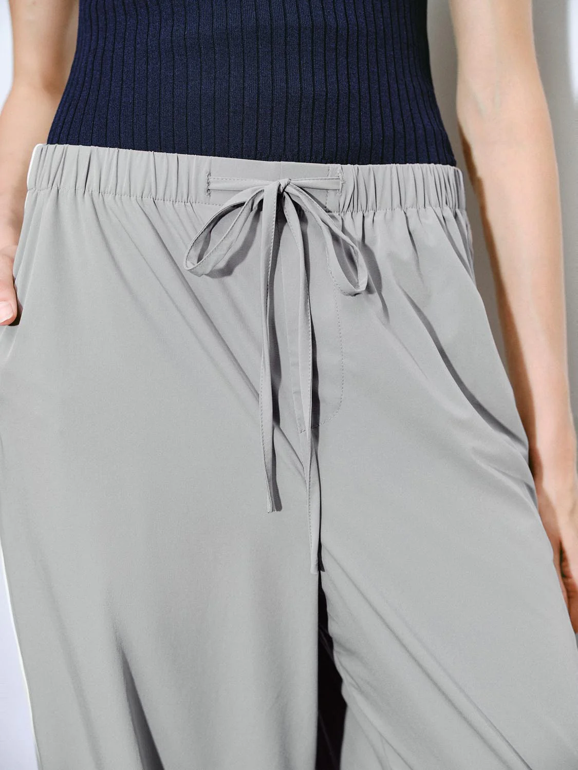 Drawstring Wide-Leg Pants - Image 7