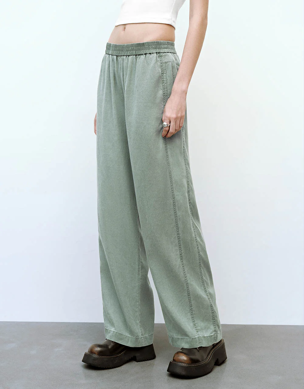 Elastic Waist Wide-Leg Pants - Image 12