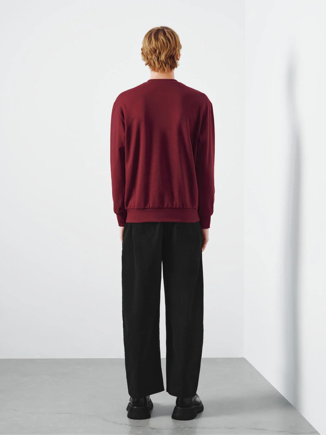 Embroidered Crew Neck Sweatshirts - Image 5