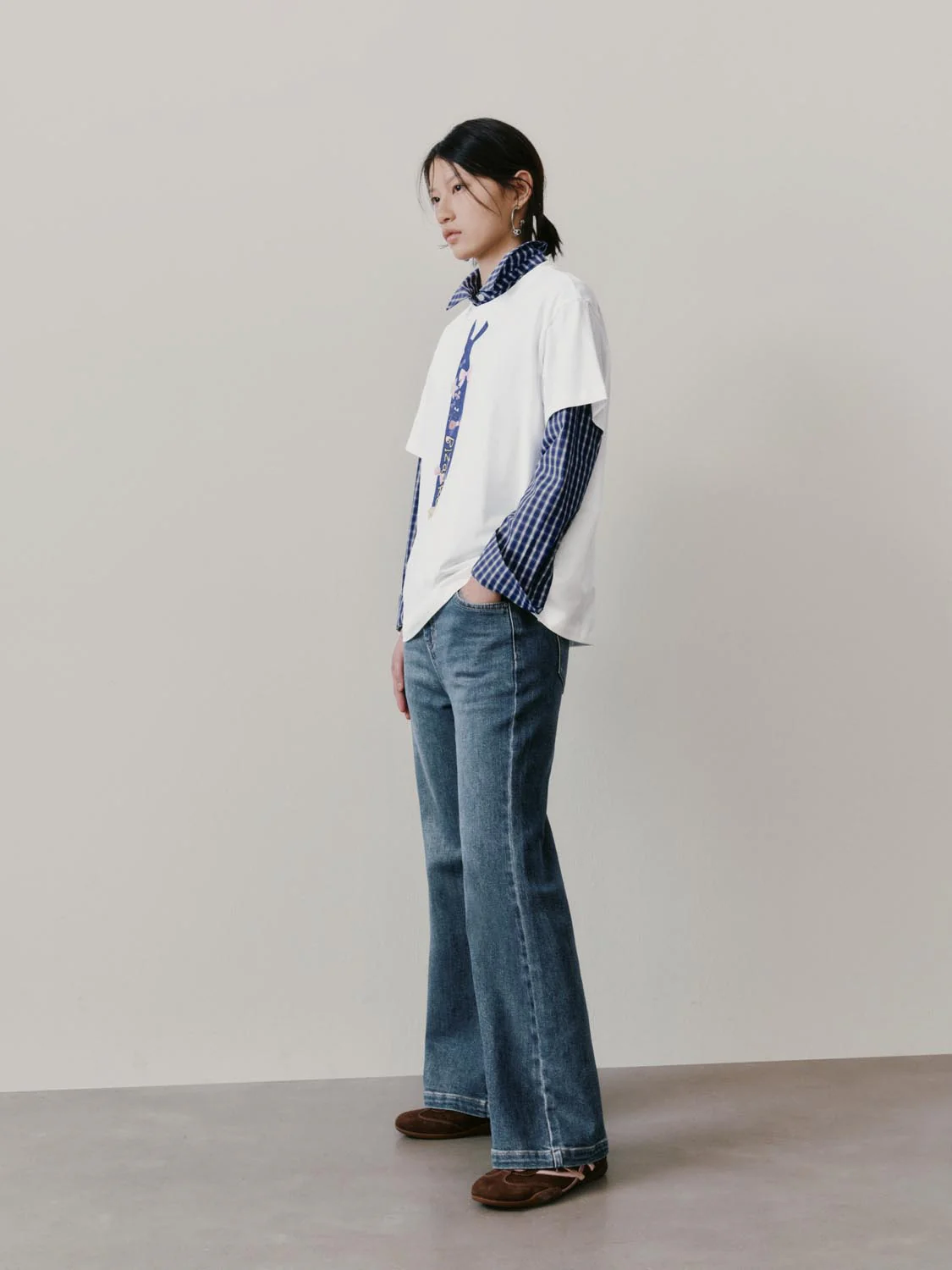 Flare Leg Jeans - Image 7