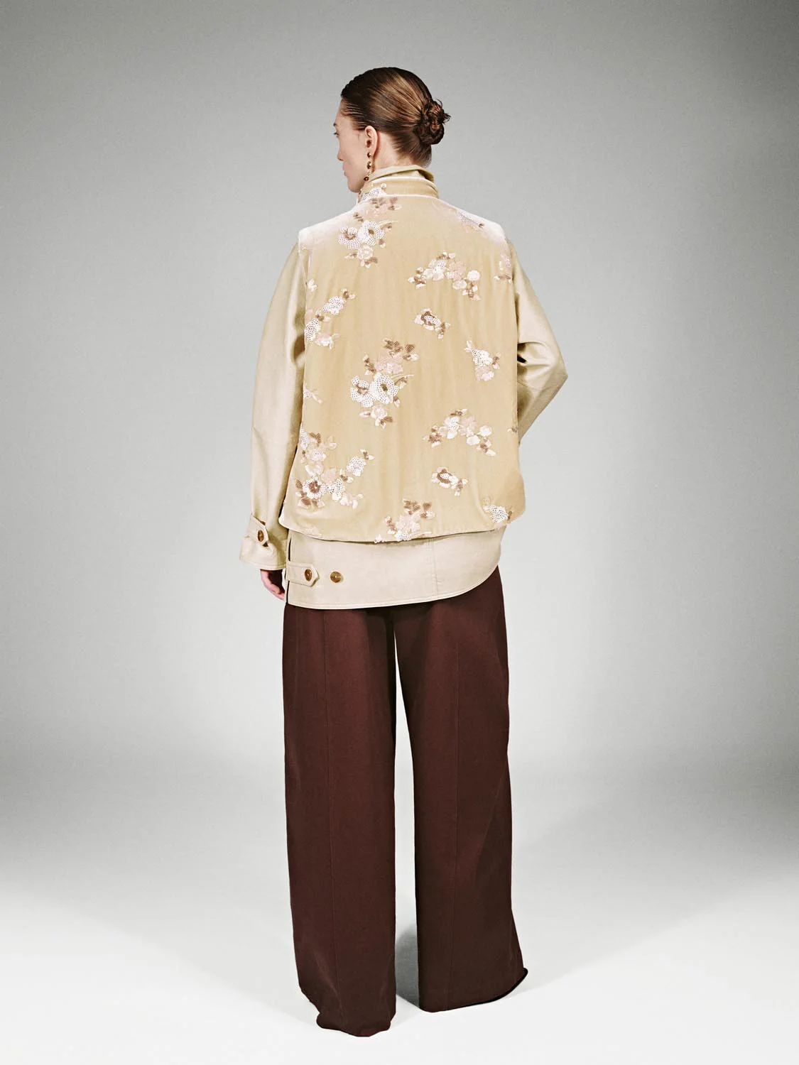 Frog Button Floral Embroidered Beaded Vest - Image 6