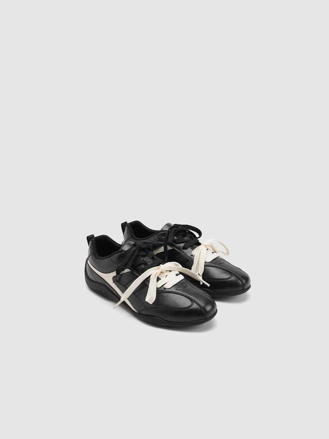 Lace Up Contrast Sneakers