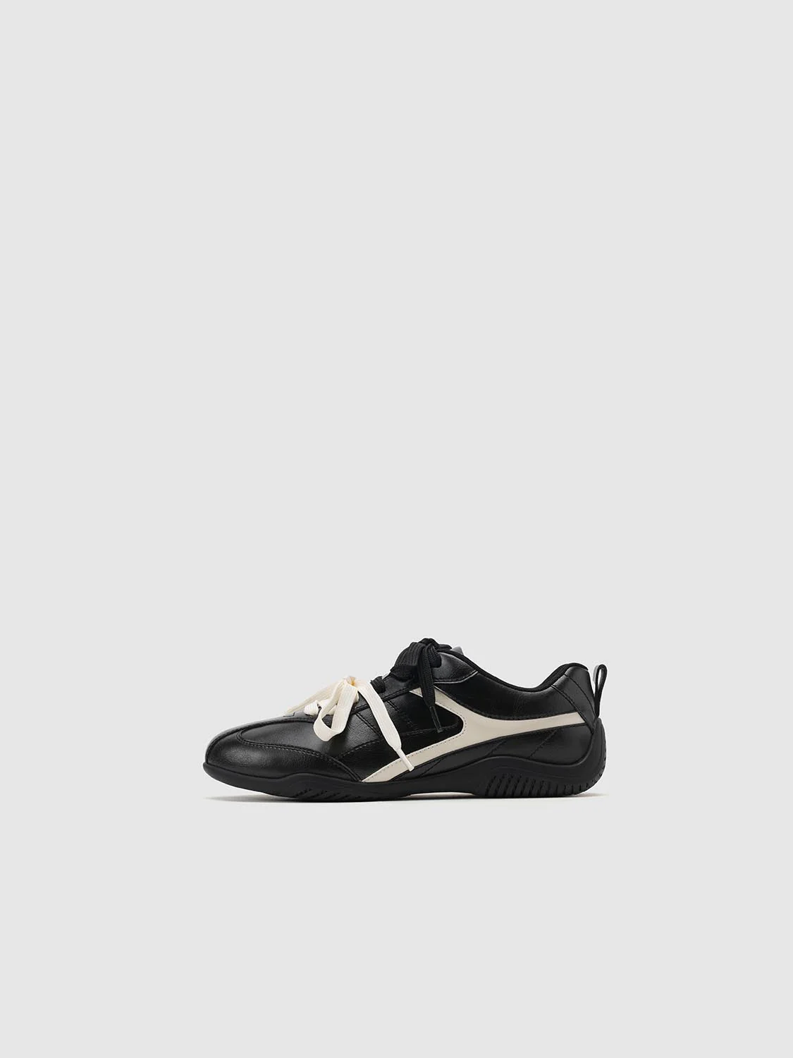 Lace Up Contrast Sneakers - Image 2