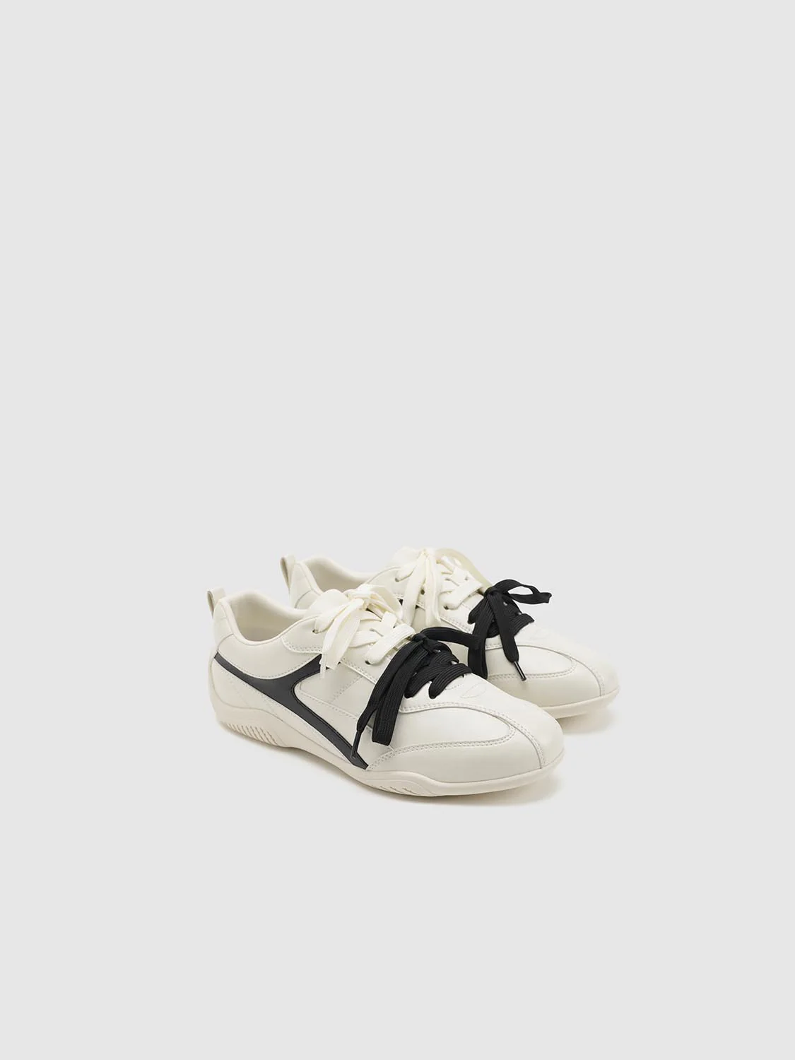 Lace Up Contrast Sneakers - Image 7