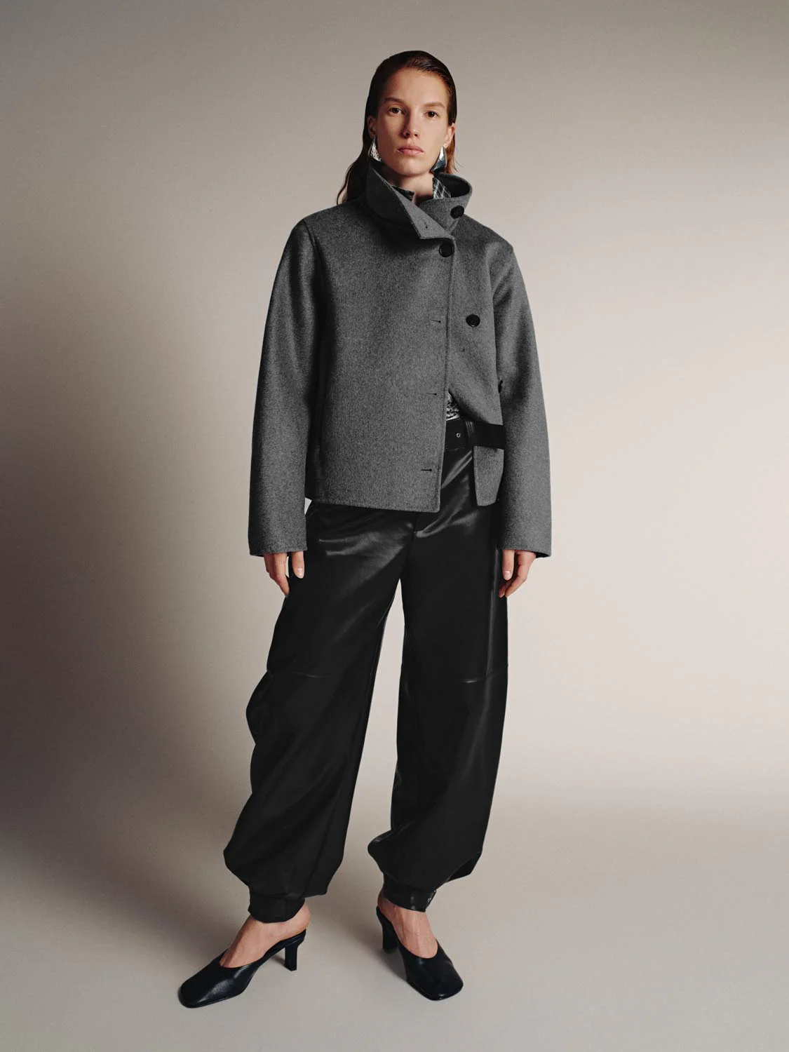 Large Collar Short Trench Coat Jackets - Image 4