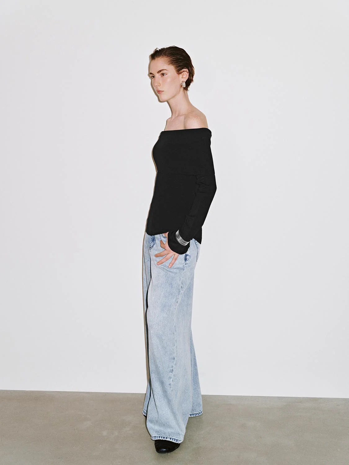 Off Shoulder Knitted T-Shirts - Image 13