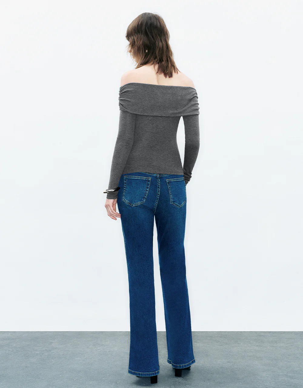 Off-Shoulder Skinny T-Shirt - Image 14